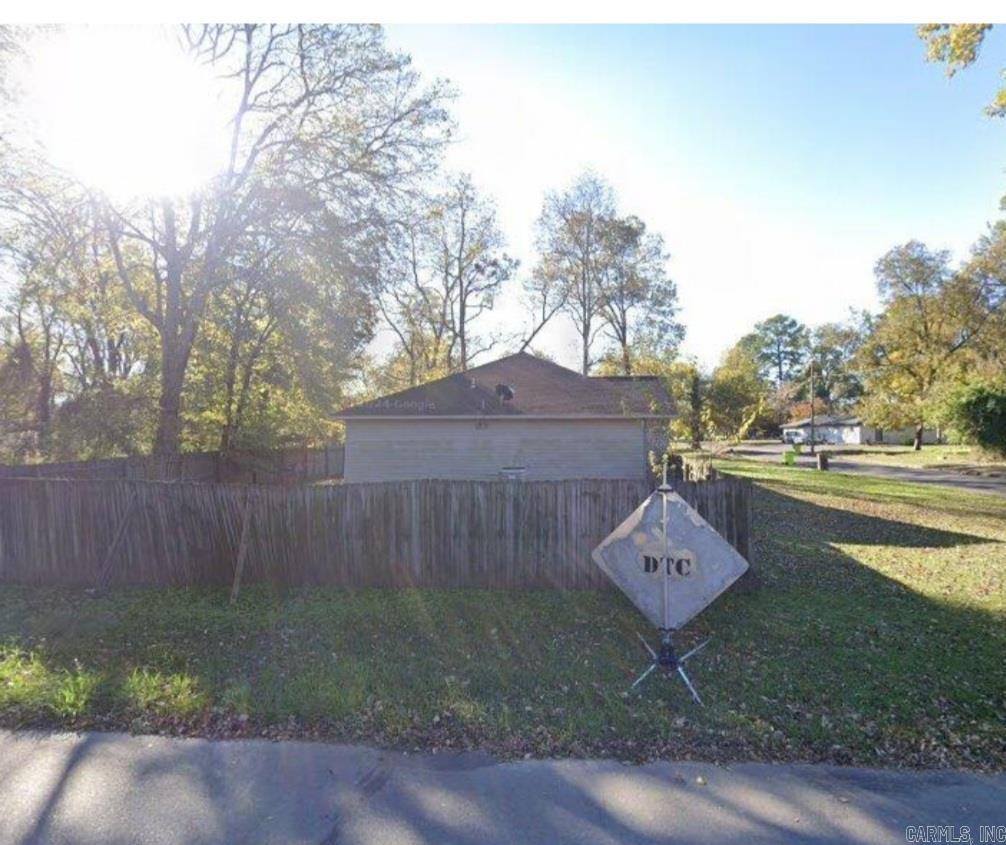 313 W 6th street Street Stuttgart, AR 72160