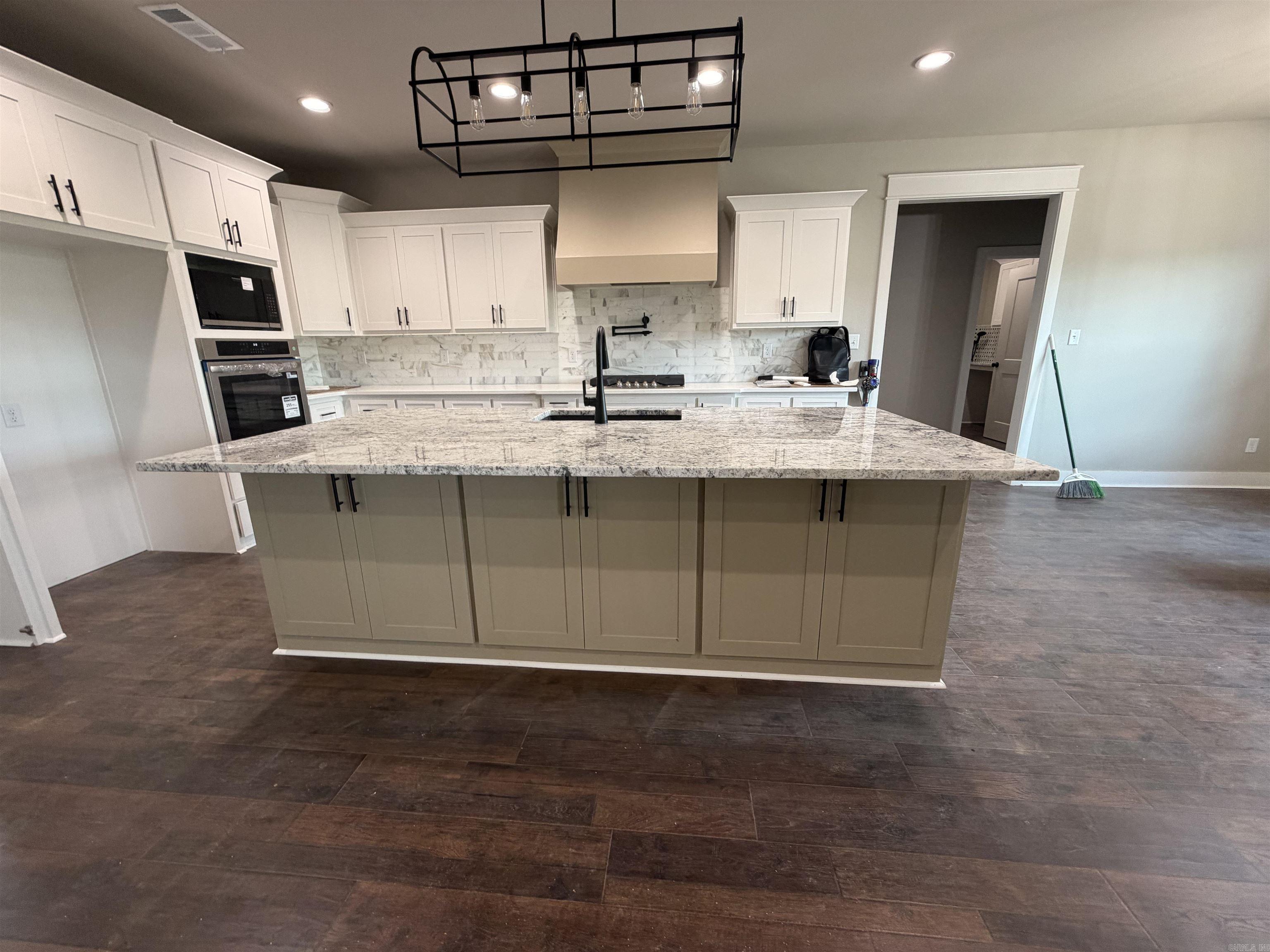 173 Cougar Terrace Hot Springs, AR 71913
