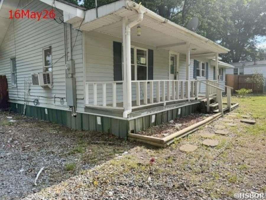 207 W First St  Poyen, AR