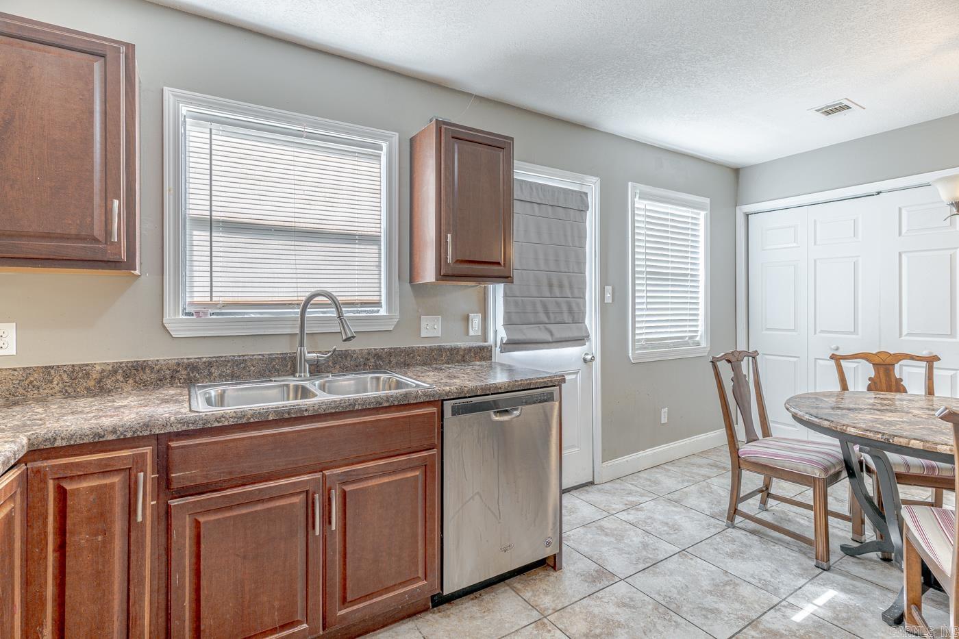 4412 Countrybrook Dr  Jonesboro, AR