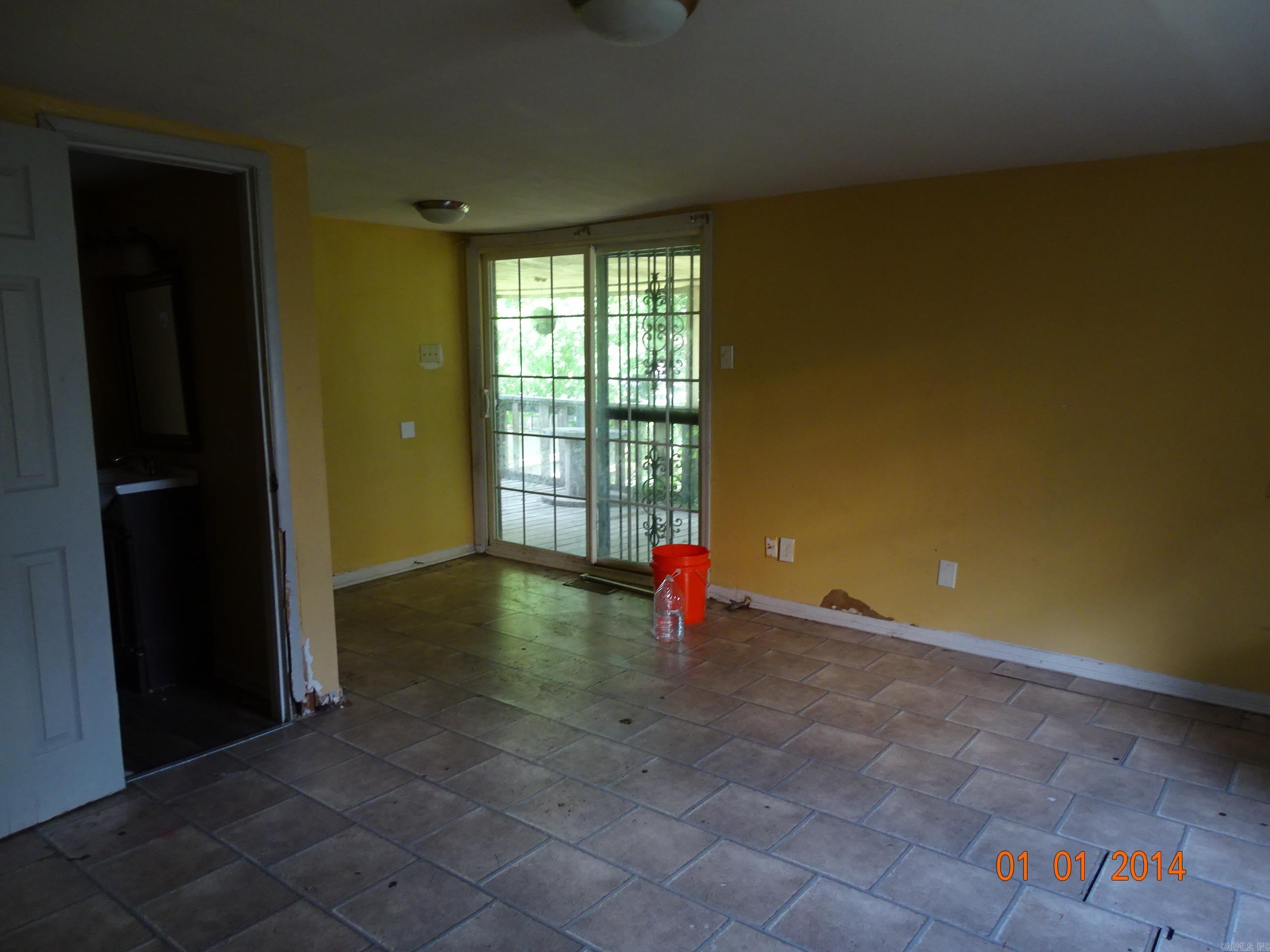 2715 Dr Martin Luther King  Little Rock, AR