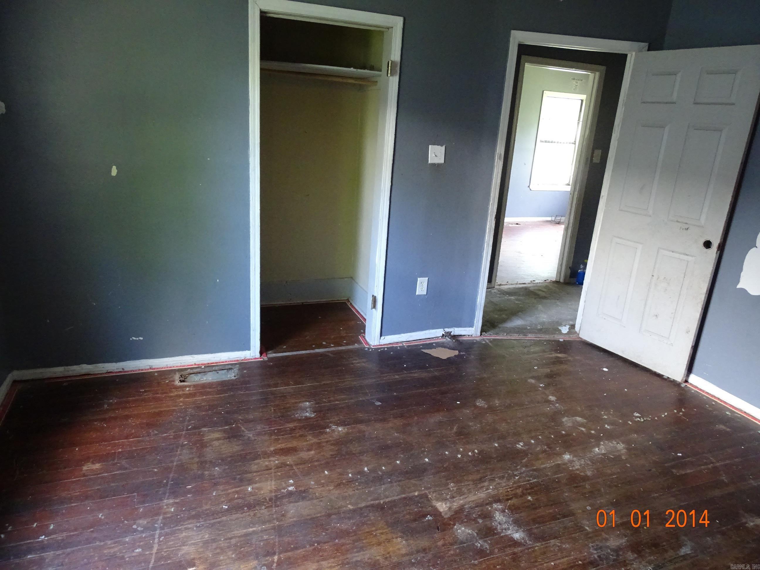2715 Dr Martin Luther King  Little Rock, AR
