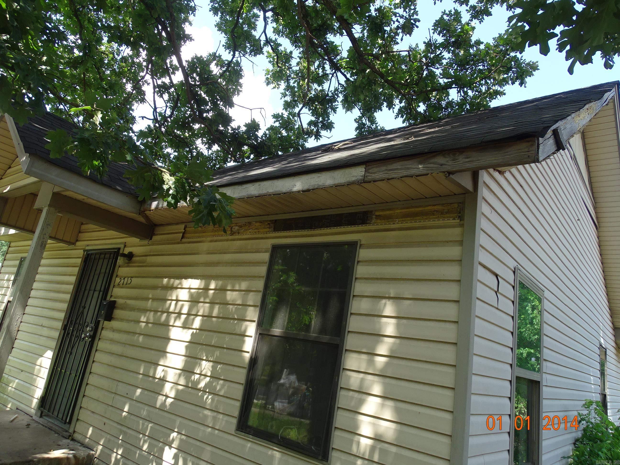 2715 Dr Martin Luther King  Little Rock, AR