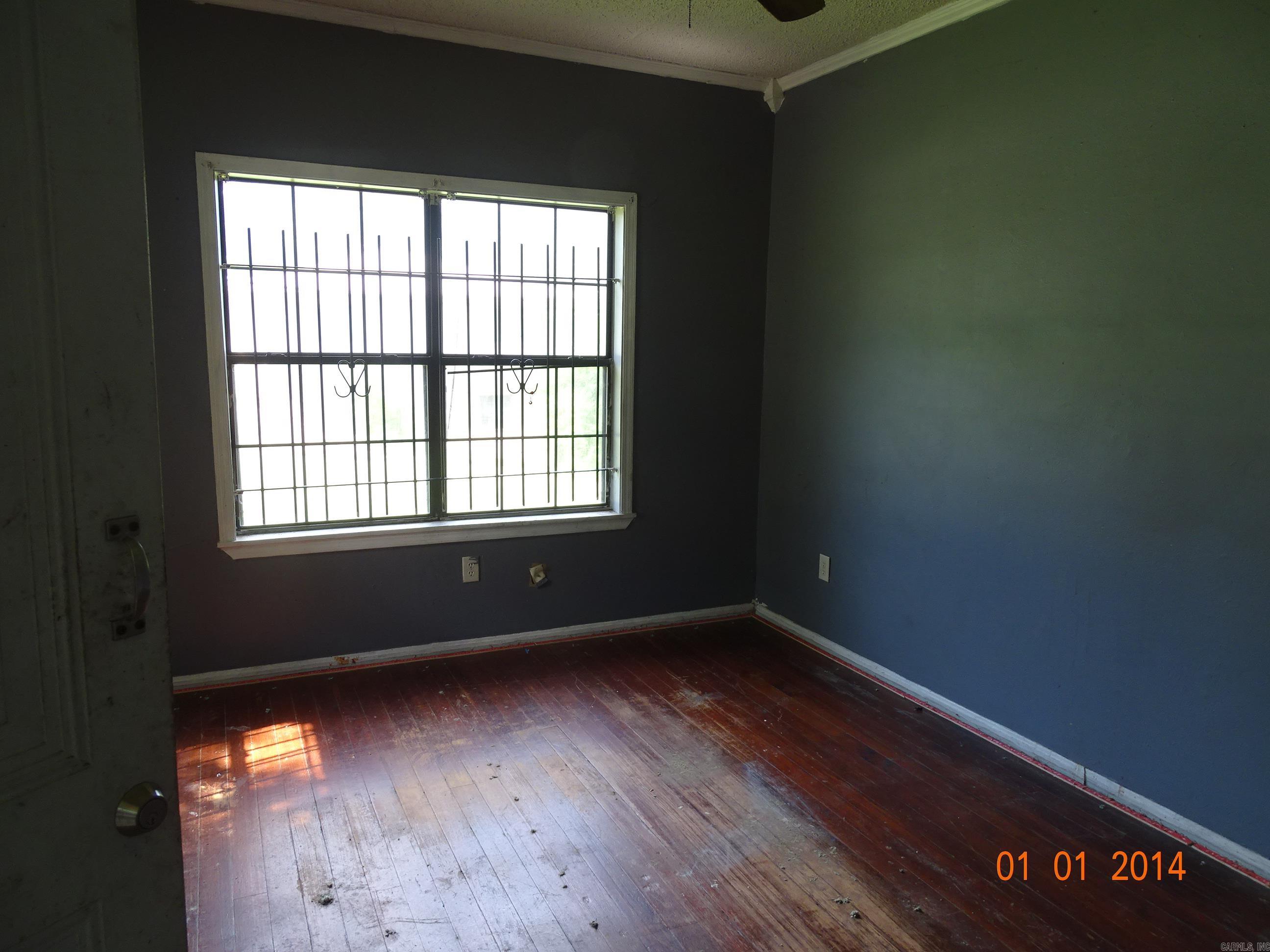2715 Dr Martin Luther King  Little Rock, AR