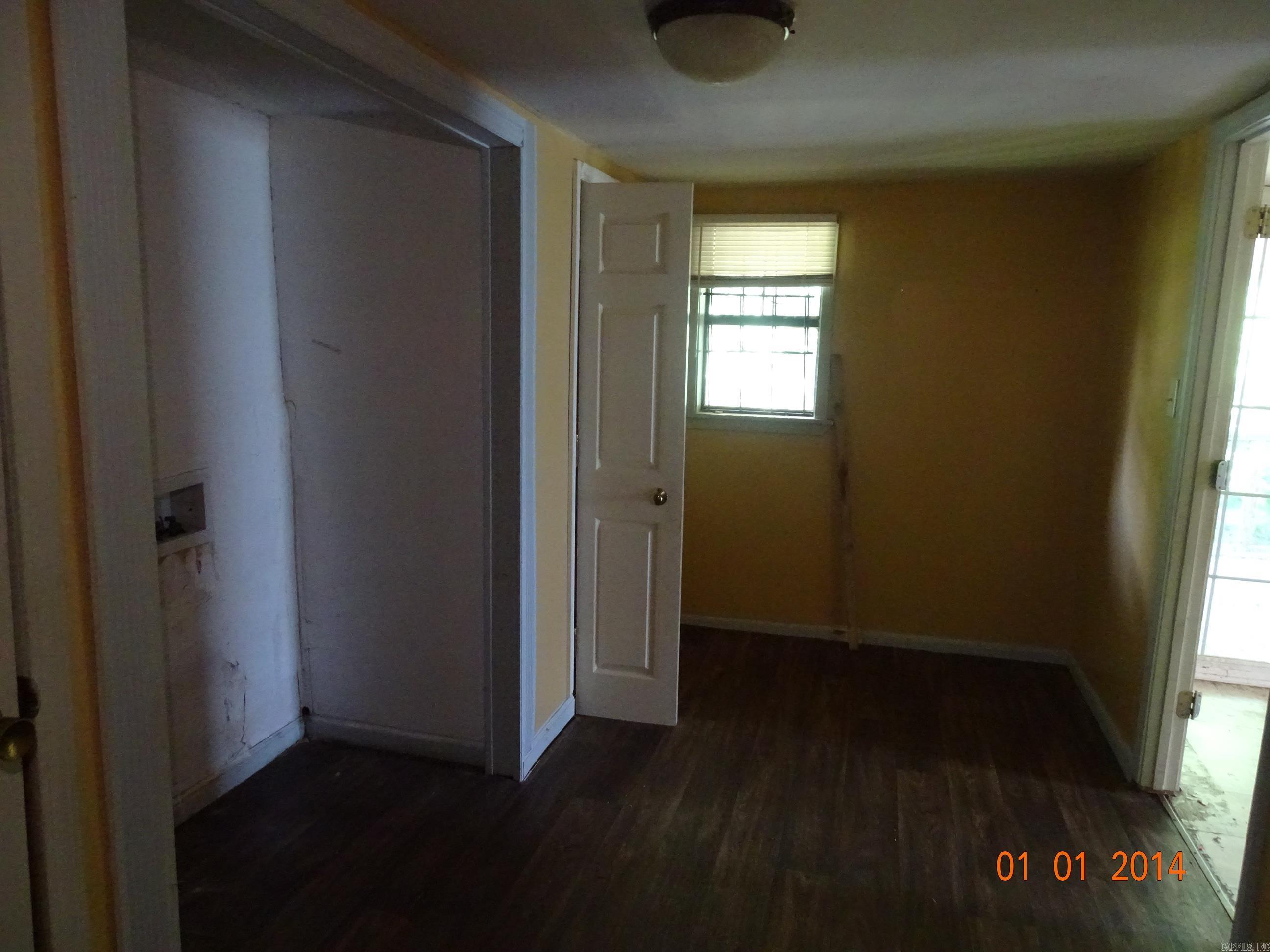 2715 Dr Martin Luther King  Little Rock, AR