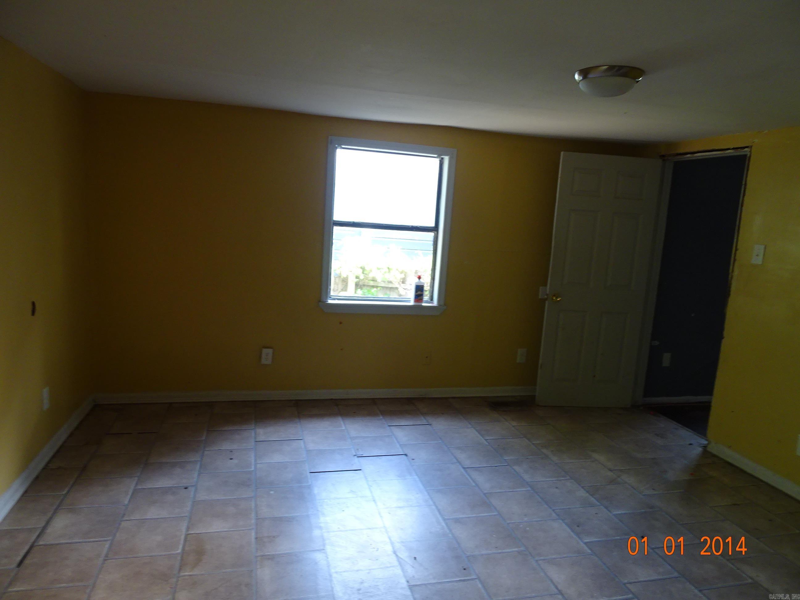 2715 Dr Martin Luther King  Little Rock, AR