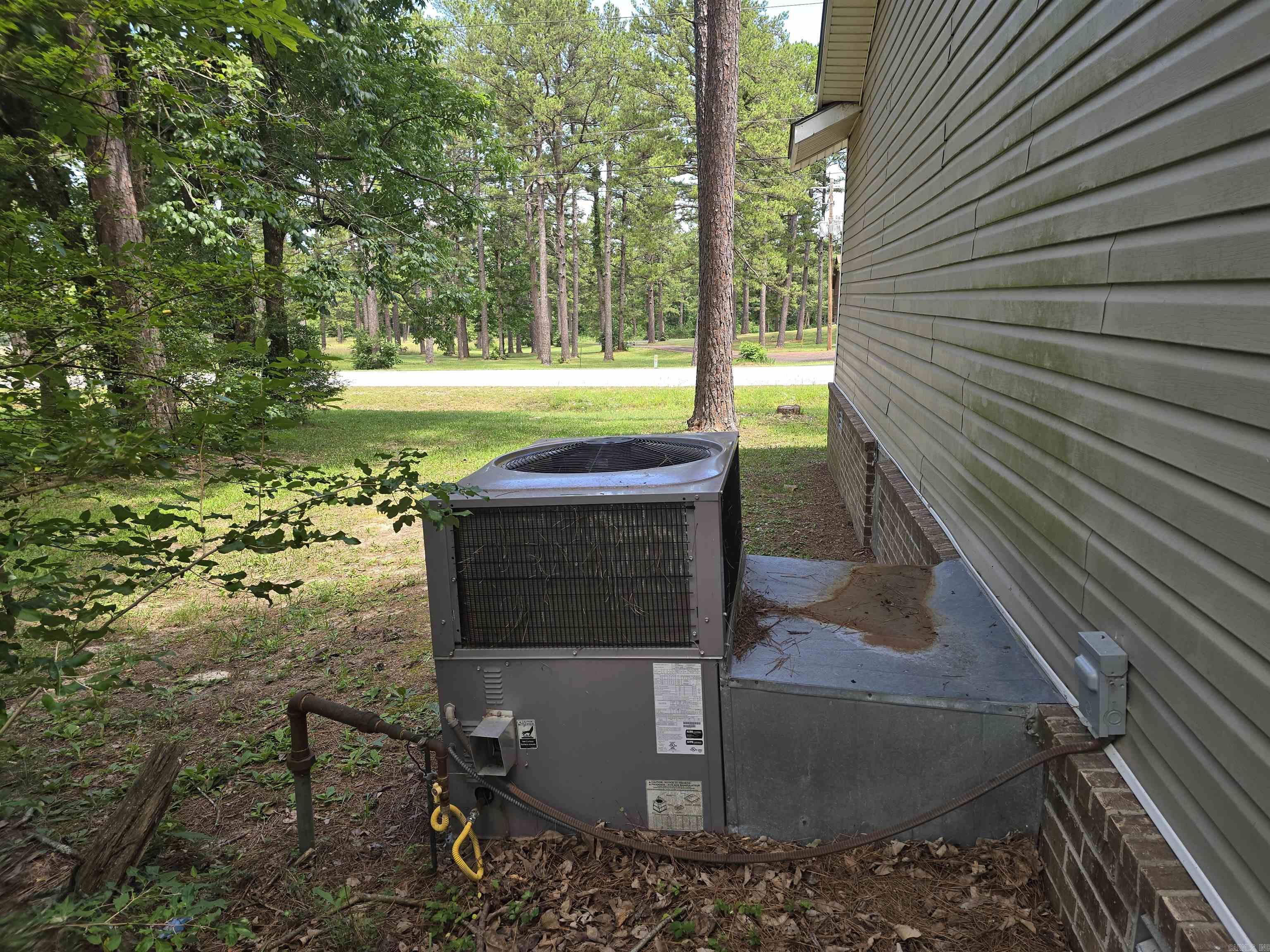 174 AR 9 Spur Highway Melbourne, AR 72556