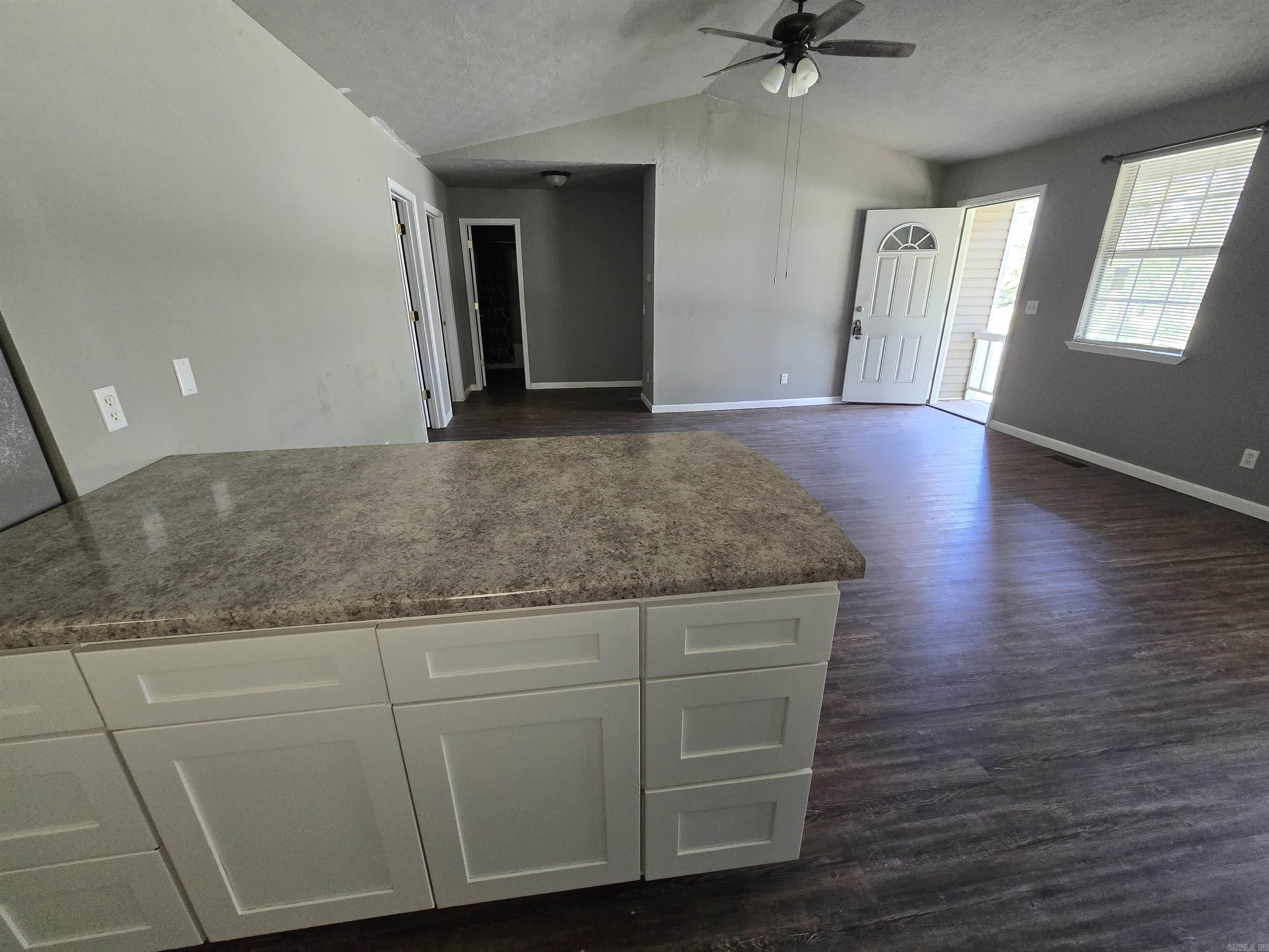 174 AR 9 Spur Highway Melbourne, AR 72556