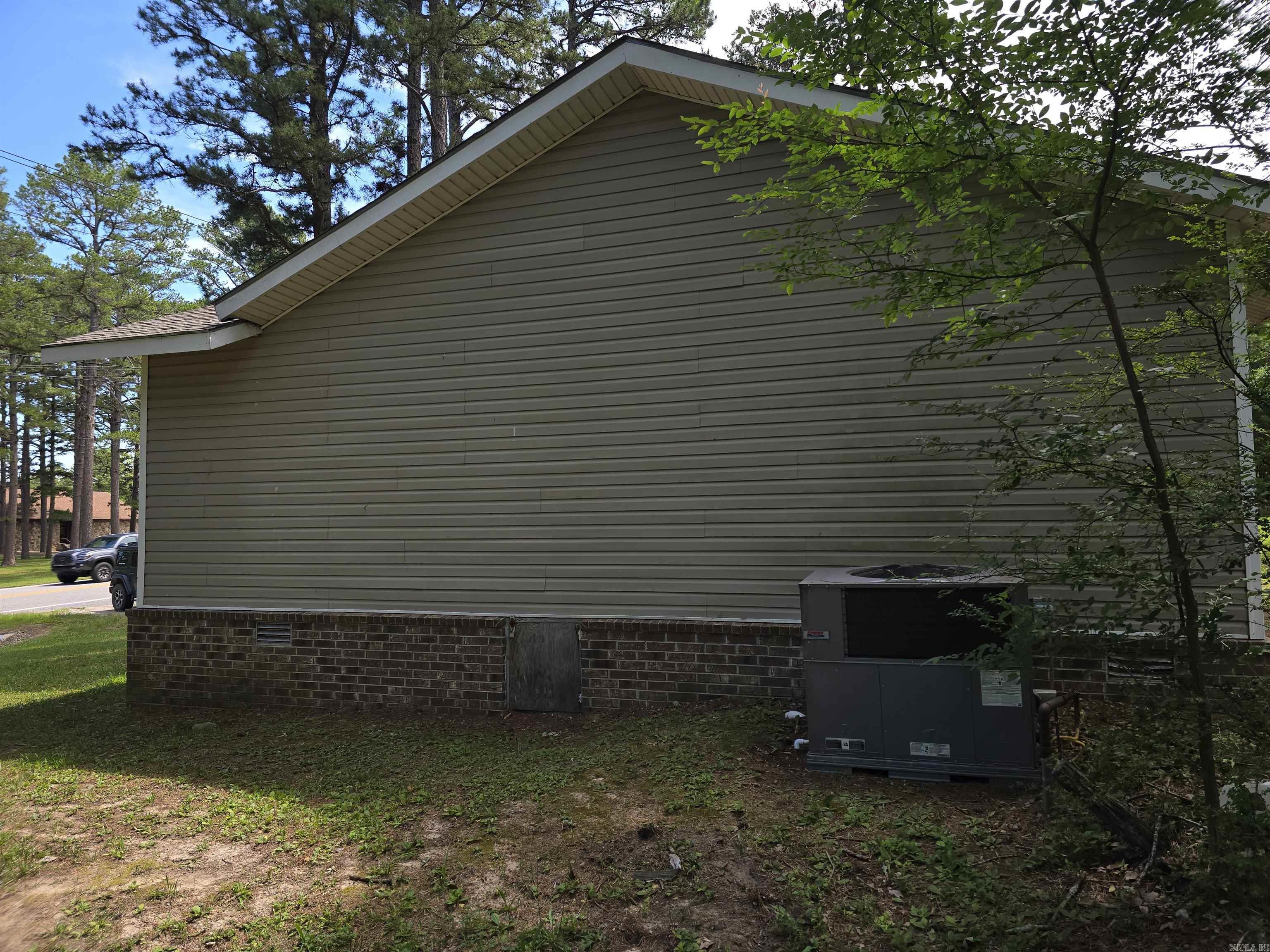 174 AR 9 Spur Highway Melbourne, AR 72556