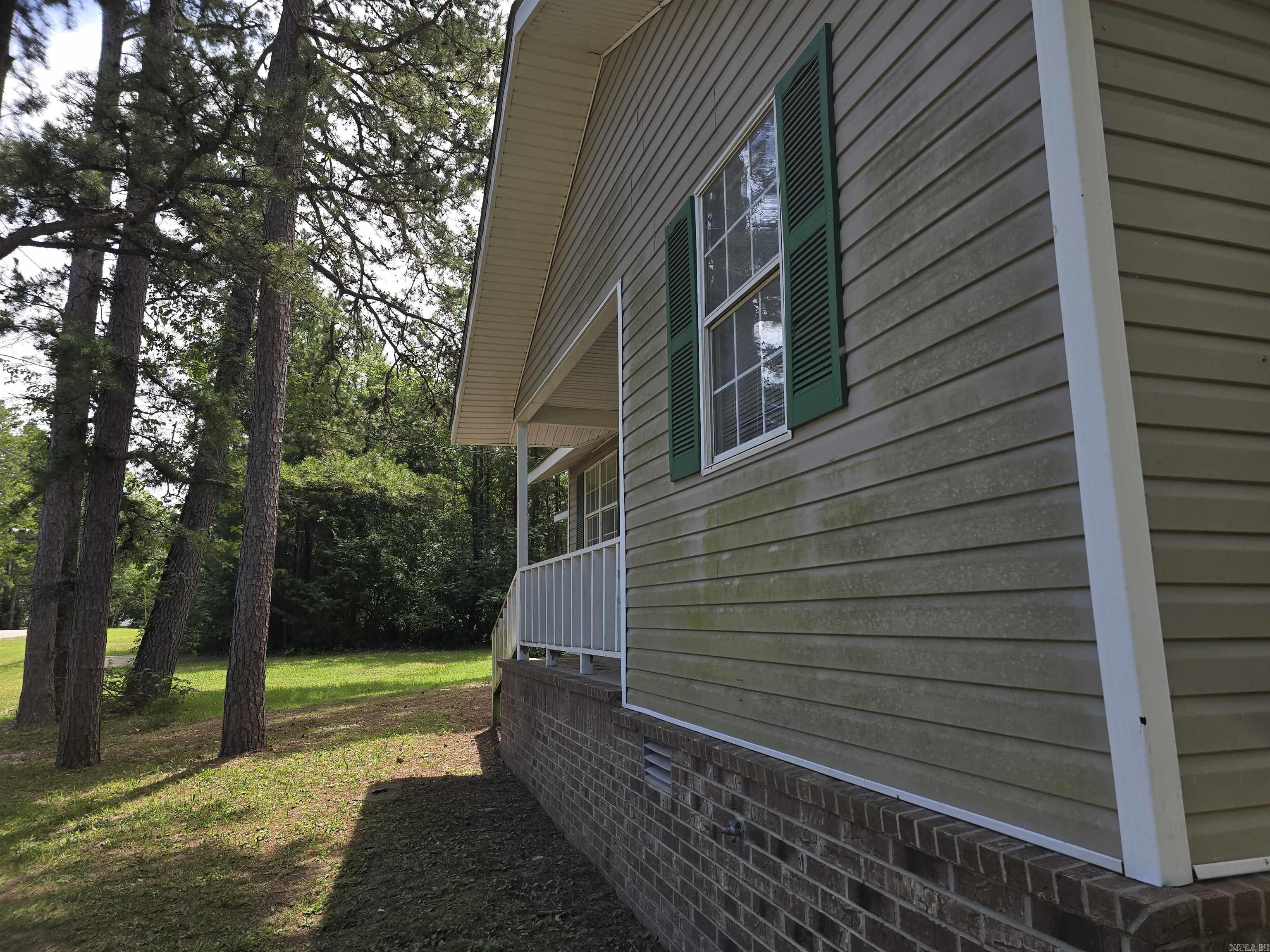 174 AR 9 Spur Highway Melbourne, AR 72556