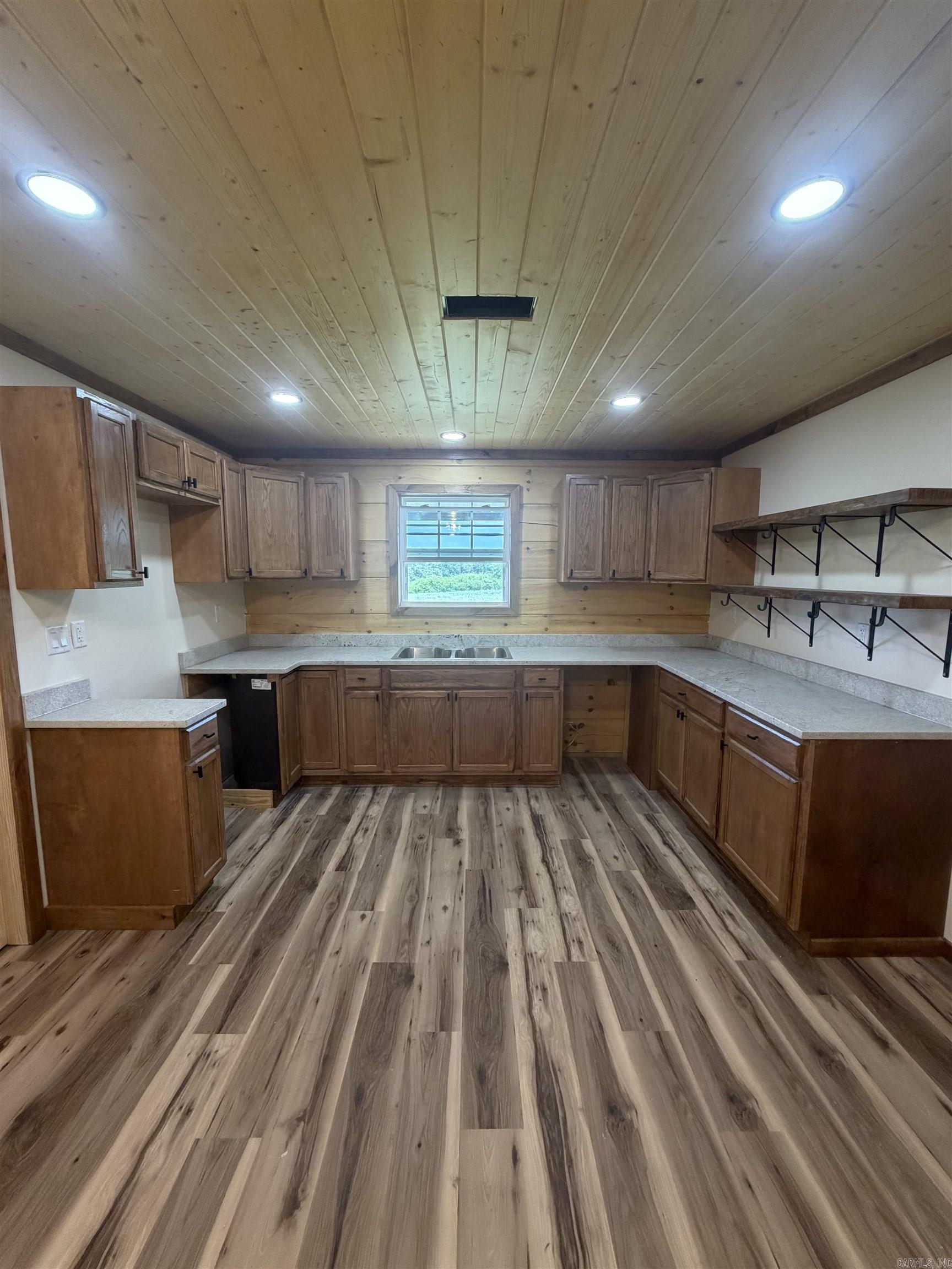 113 Madelyn  Vandervoort, AR