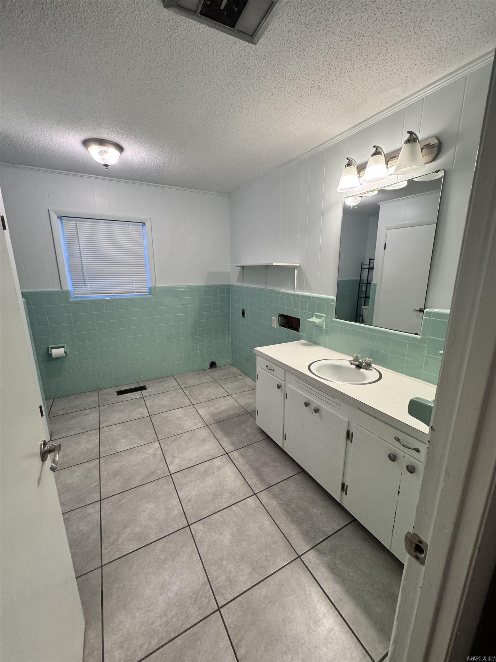 15201 McCaleb  Little Rock, AR