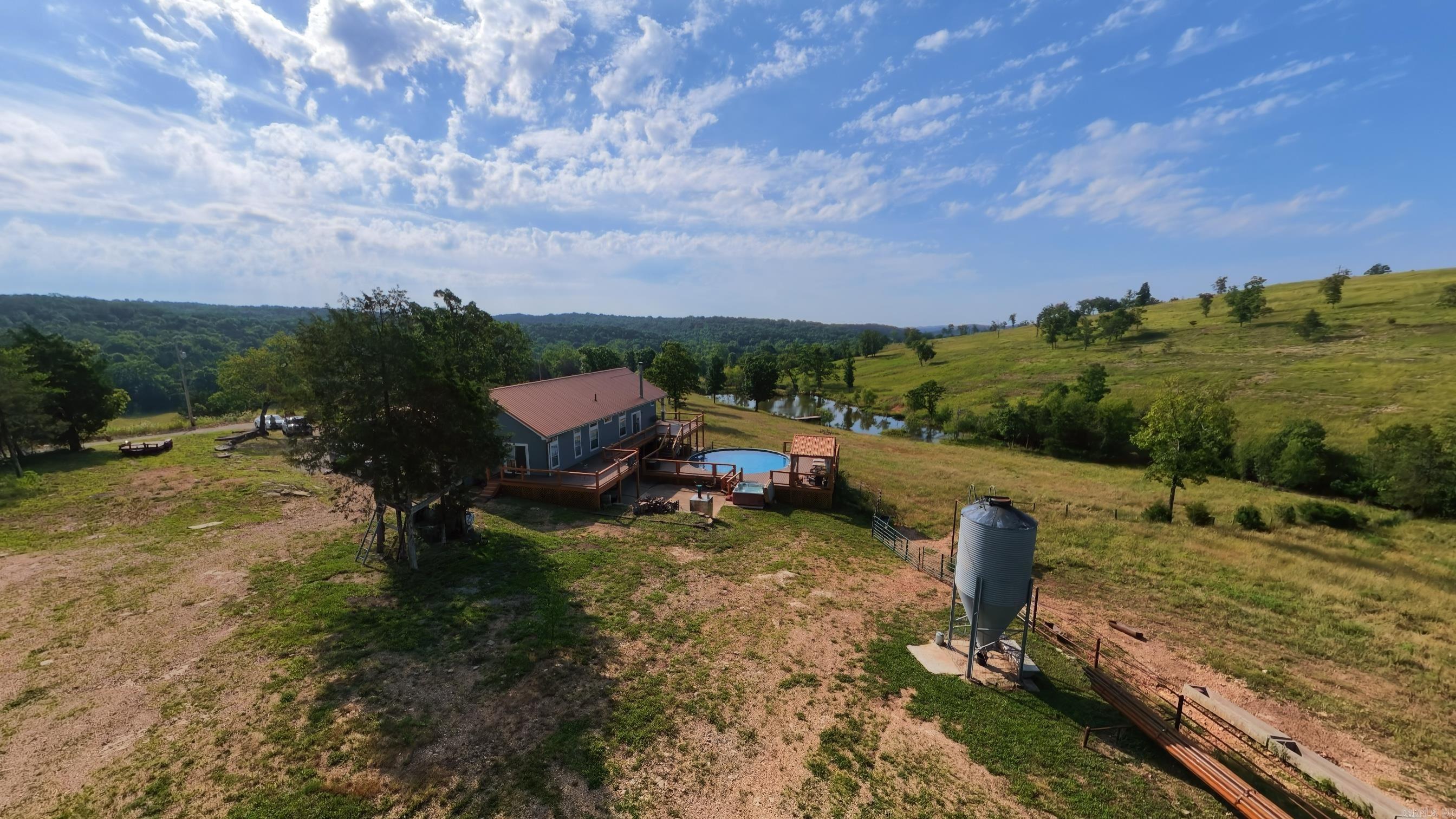 1986 County Road 504  Gainesville, MO