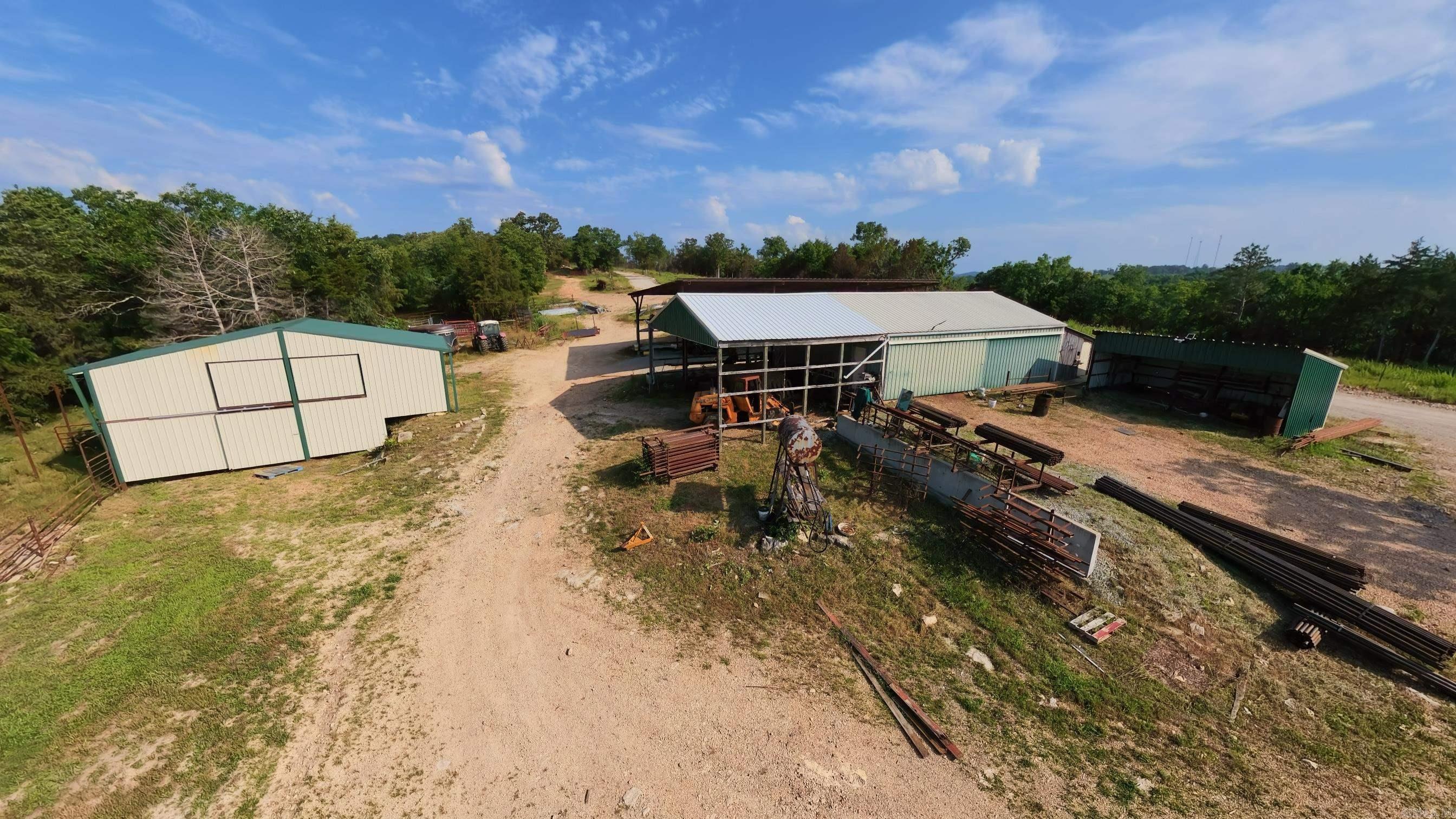 1986 County Road 504  Gainesville, MO