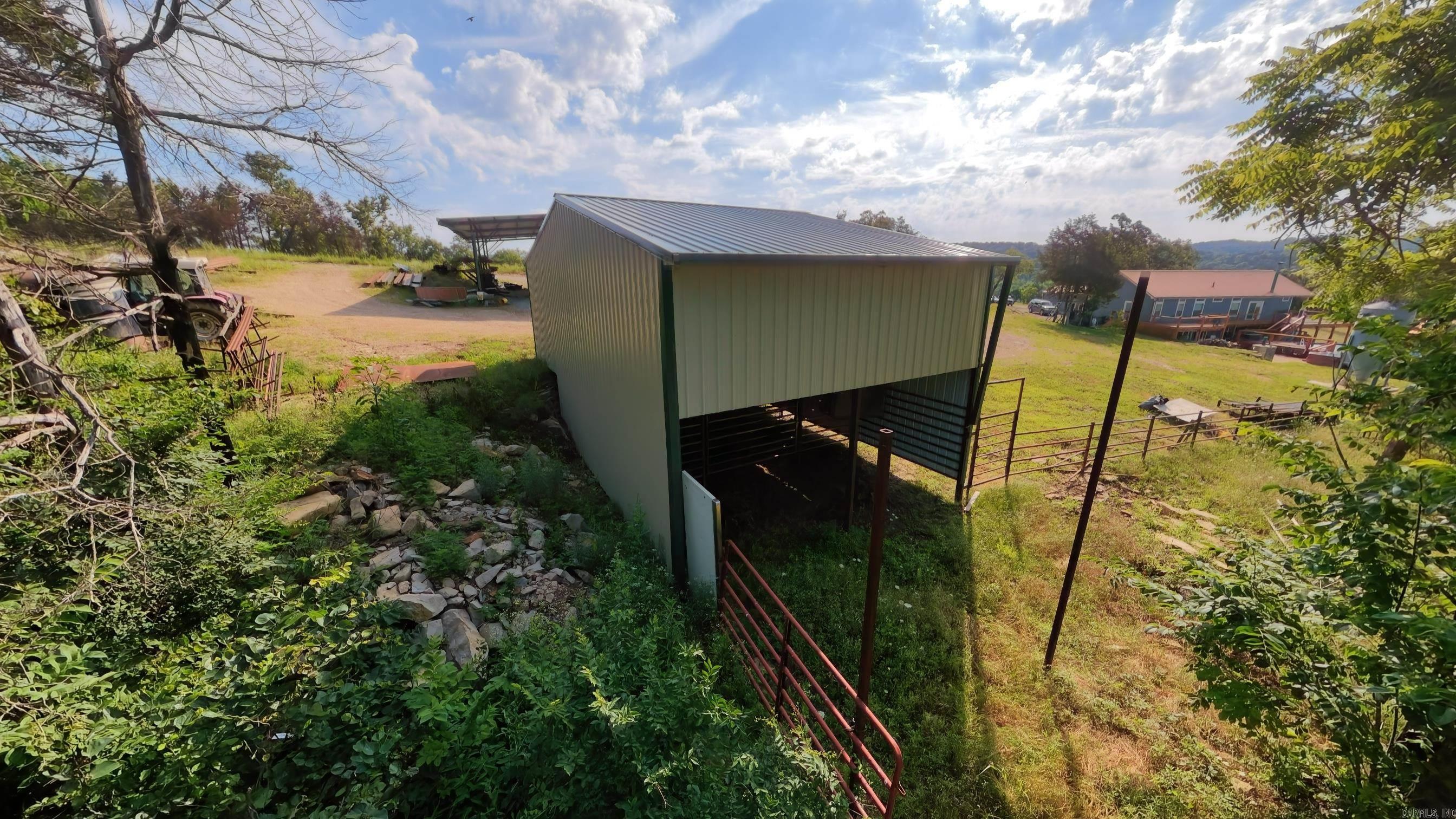 1986 County Road 504  Gainesville, MO