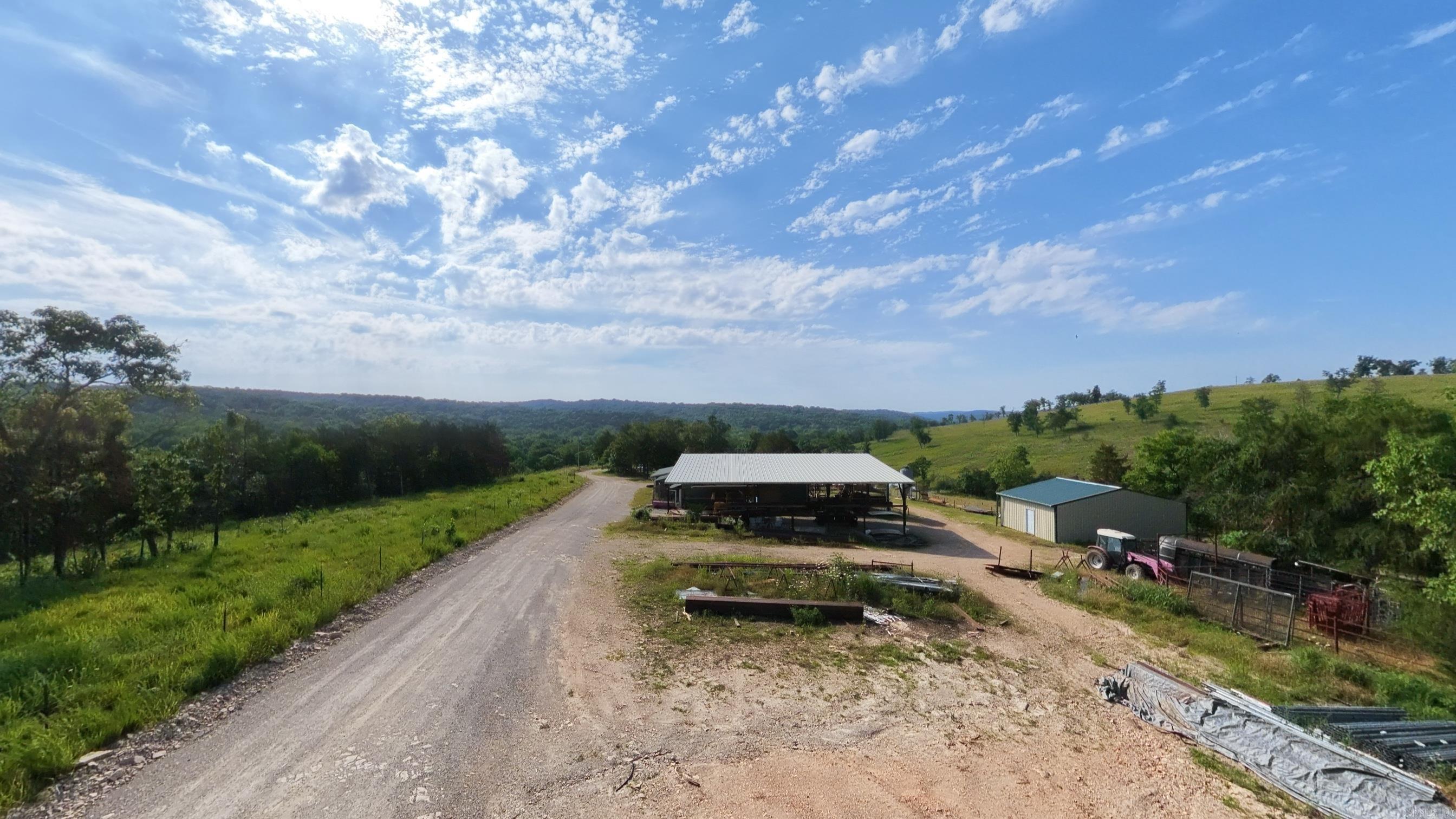 1986 County Road 504  Gainesville, MO