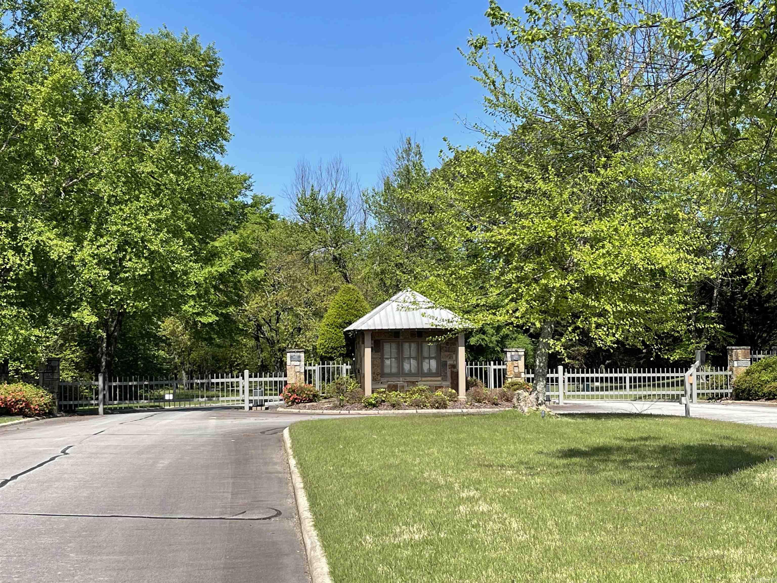 17 Brighton Pointe  Heber Springs, AR