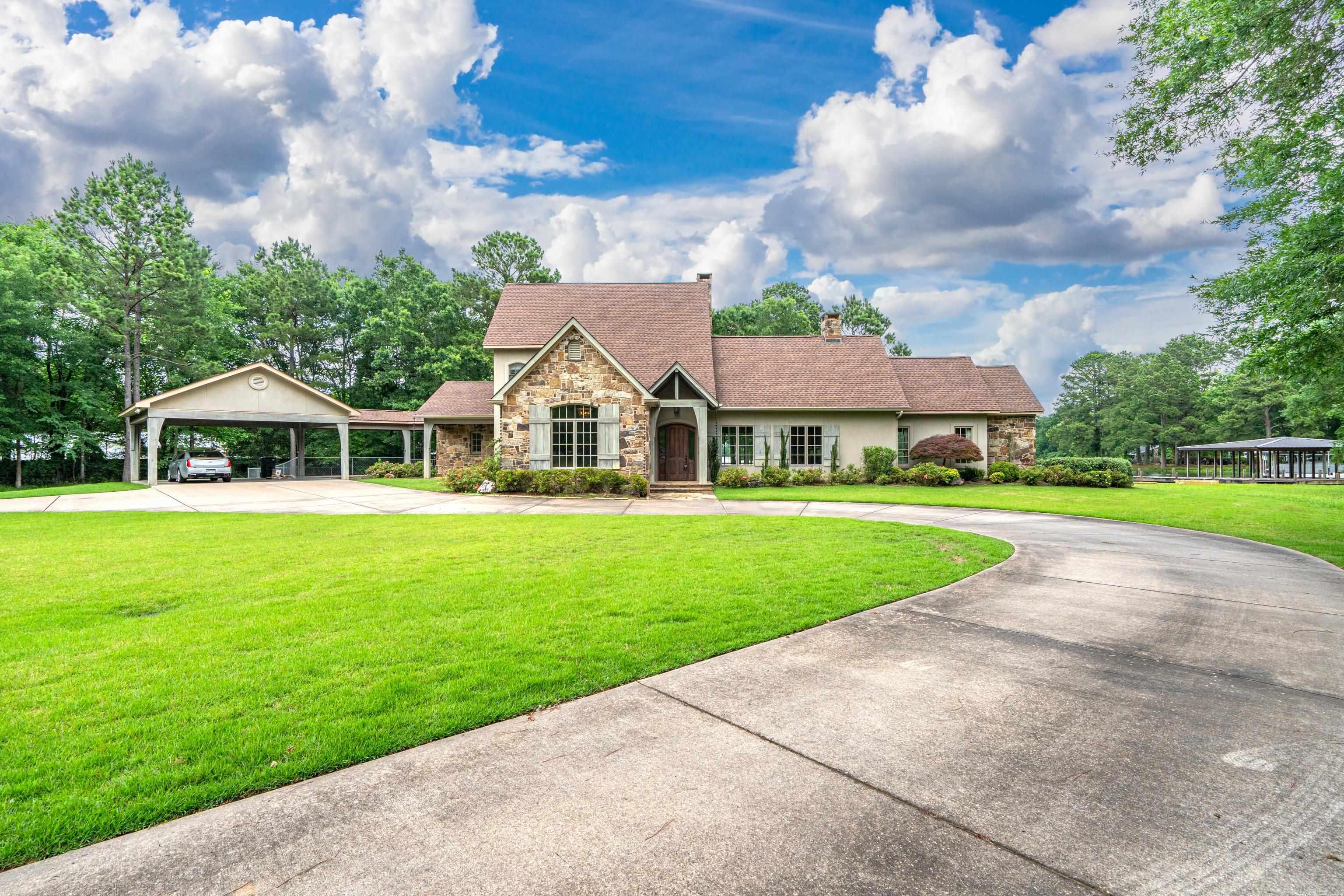 113 Tyler  Hot Springs, AR