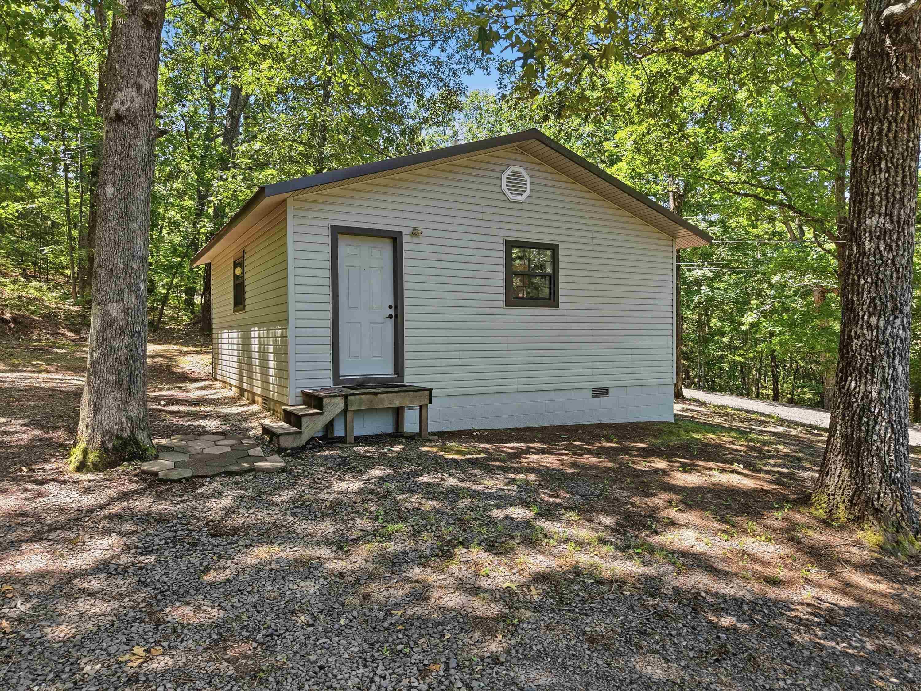296 Green Tree Road  Clinton, AR