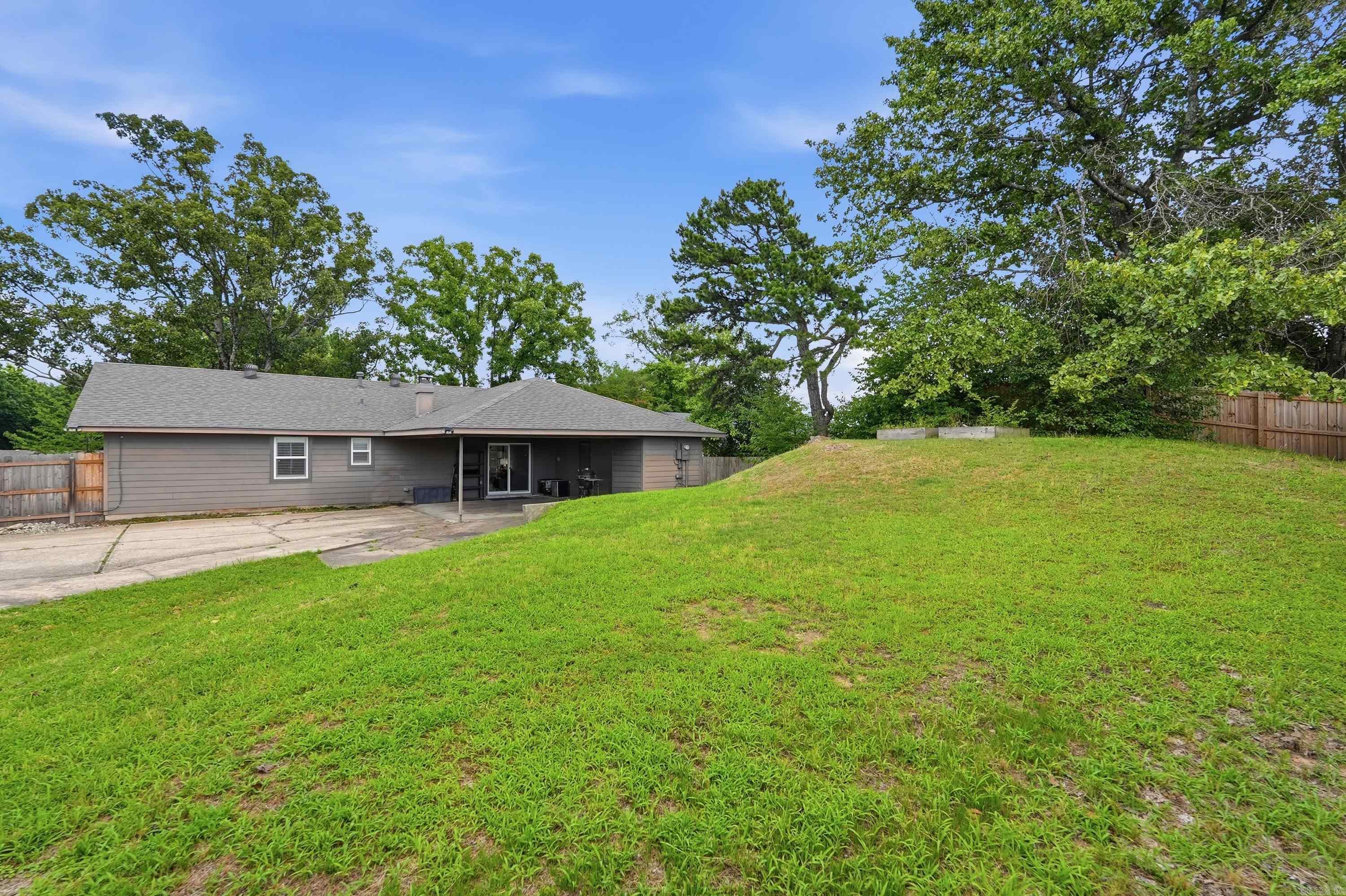 10919 Yosemite Valley  Little Rock, AR