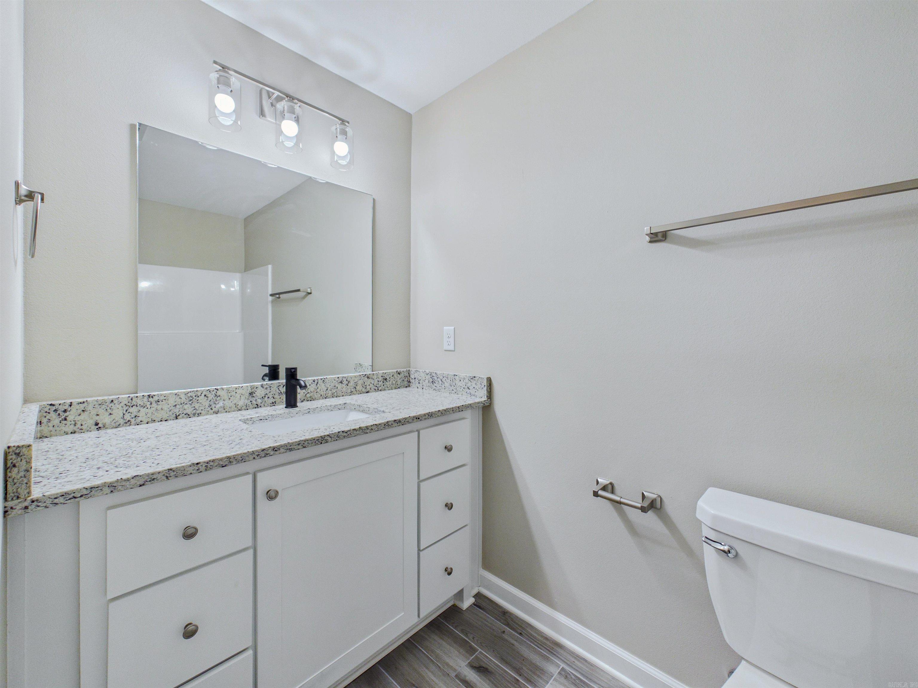 105 Coal Mountain Road  El Paso, AR