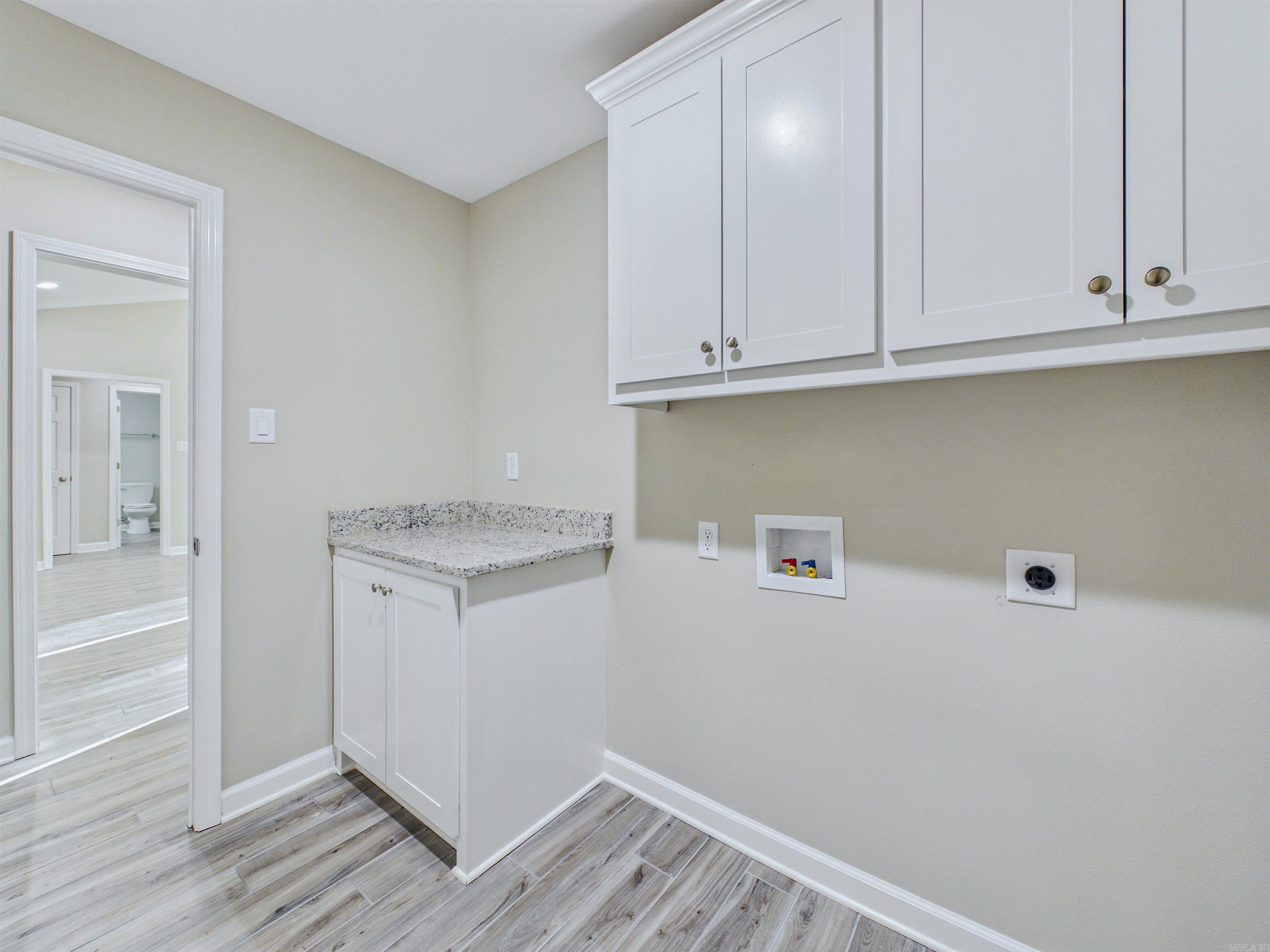 105 Coal Mountain Road  El Paso, AR