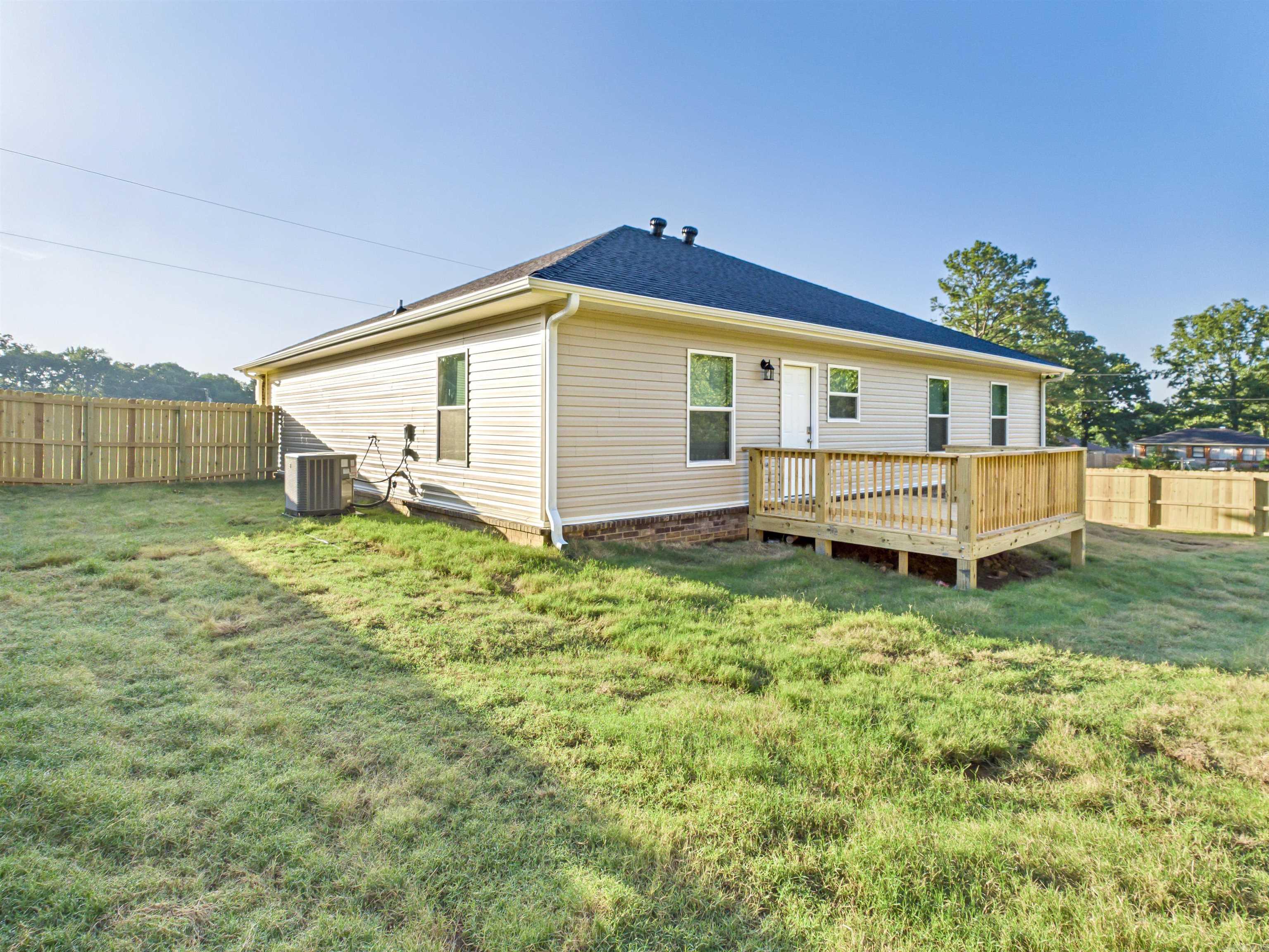 105 Coal Mountain Road  El Paso, AR