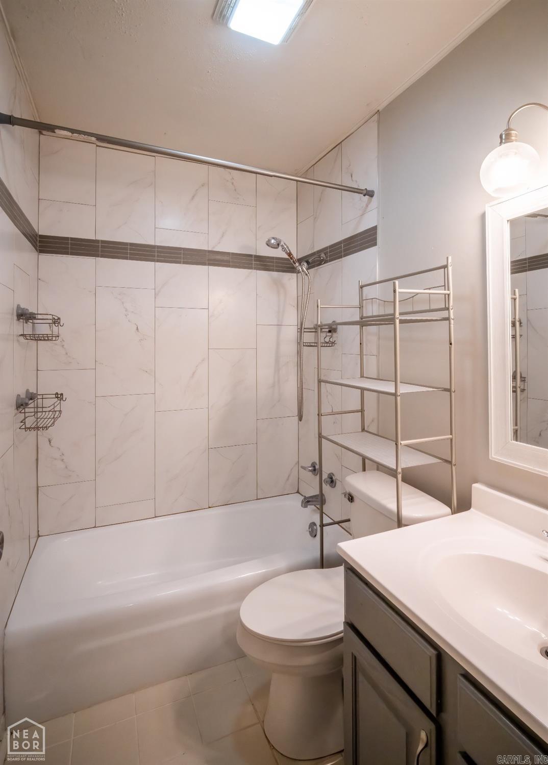 1705 Colonial  Jonesboro, AR
