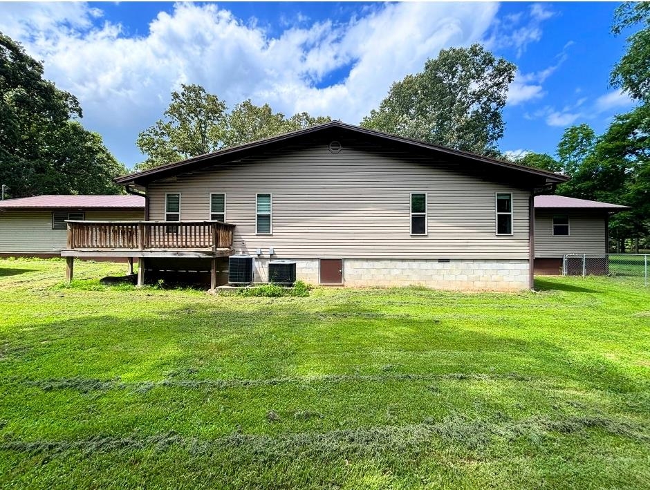 67 Highland Cove  Highland, AR