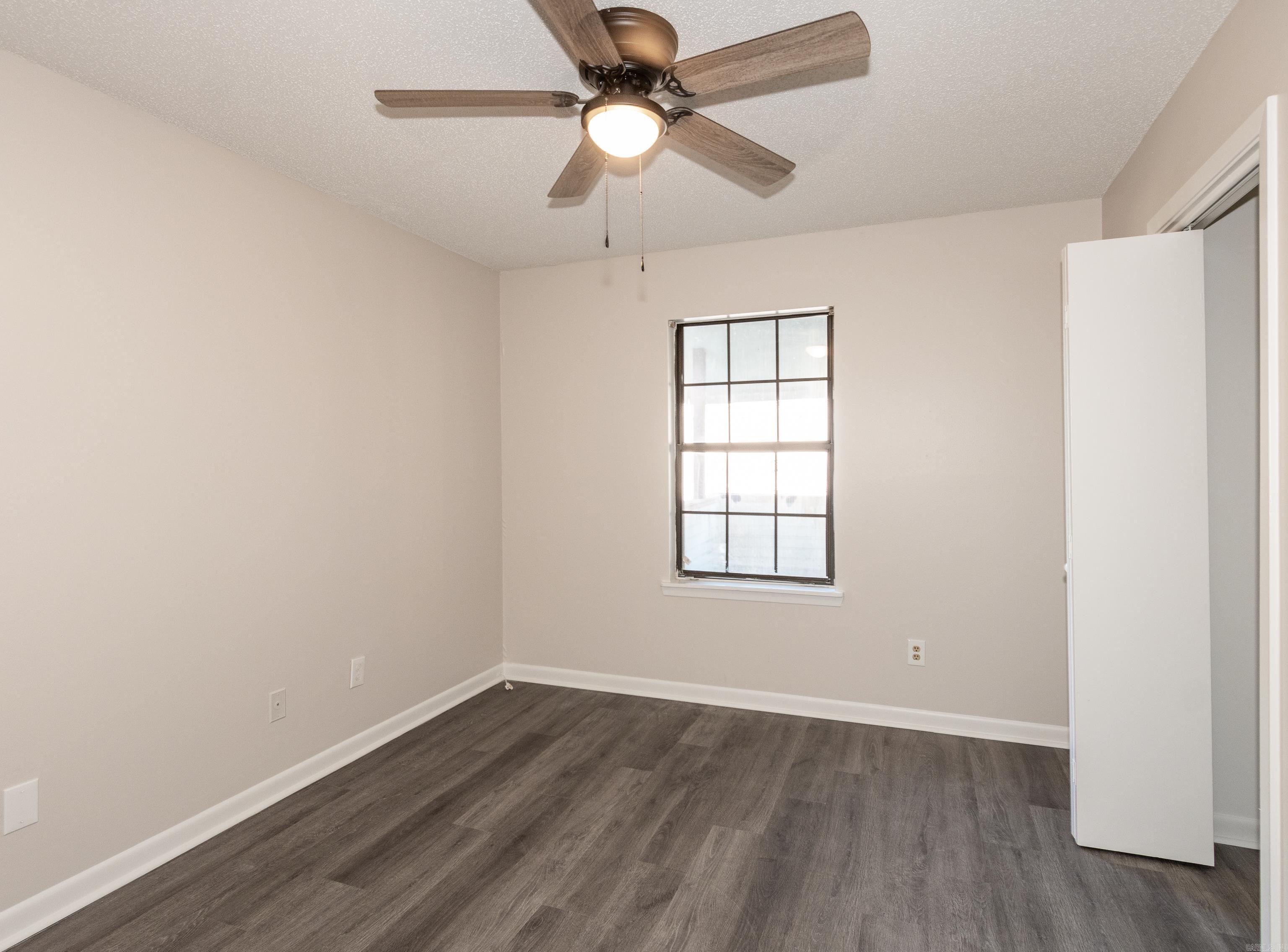 1100 Brookside Woodland Peak Apartments Little Rock, AR