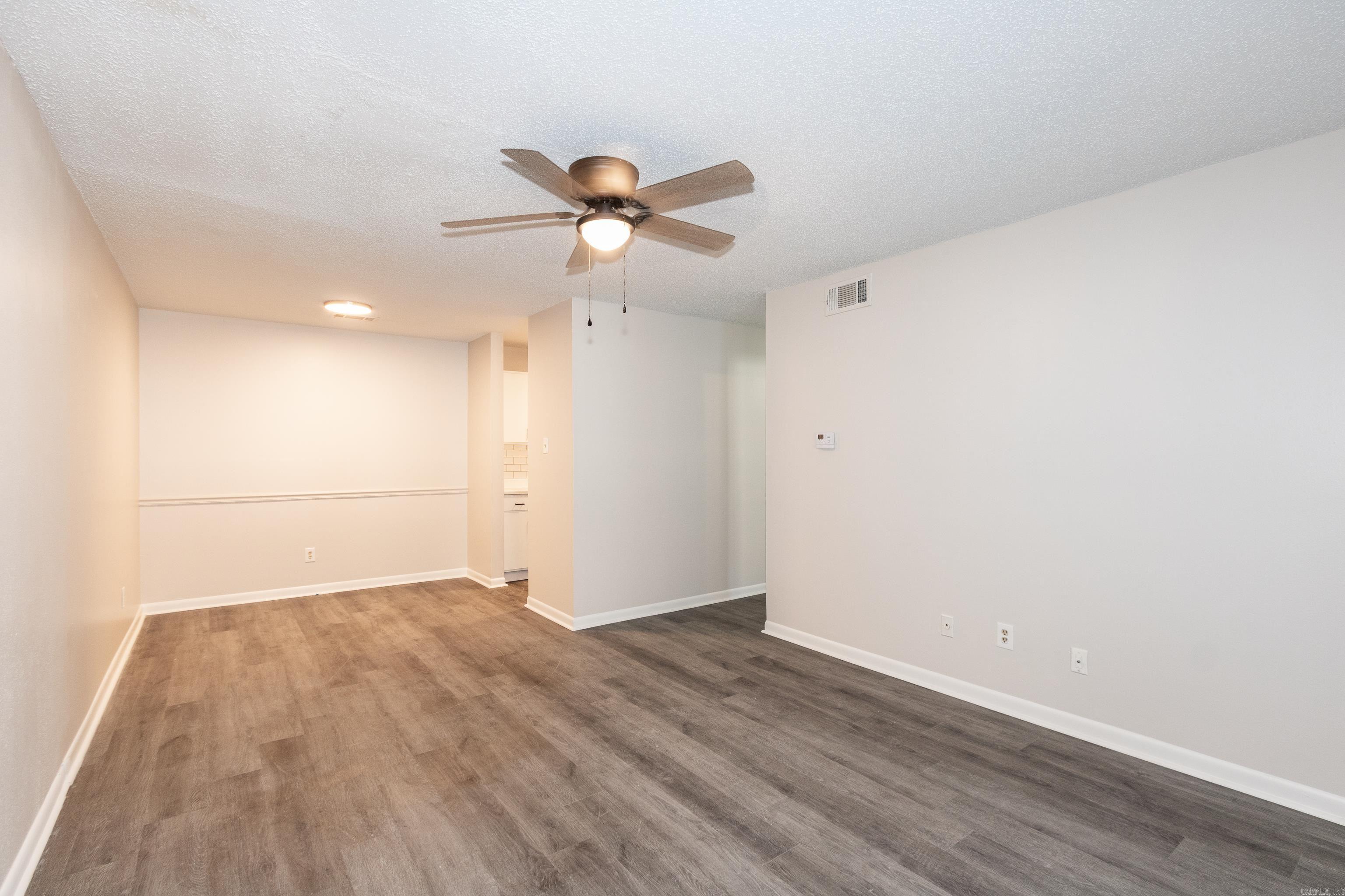 1100 Brookside Woodland Peak Apartments Little Rock, AR
