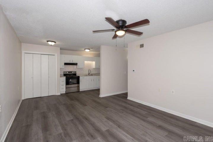 1100 Brookside Woodland Peak Apartments Little Rock, AR