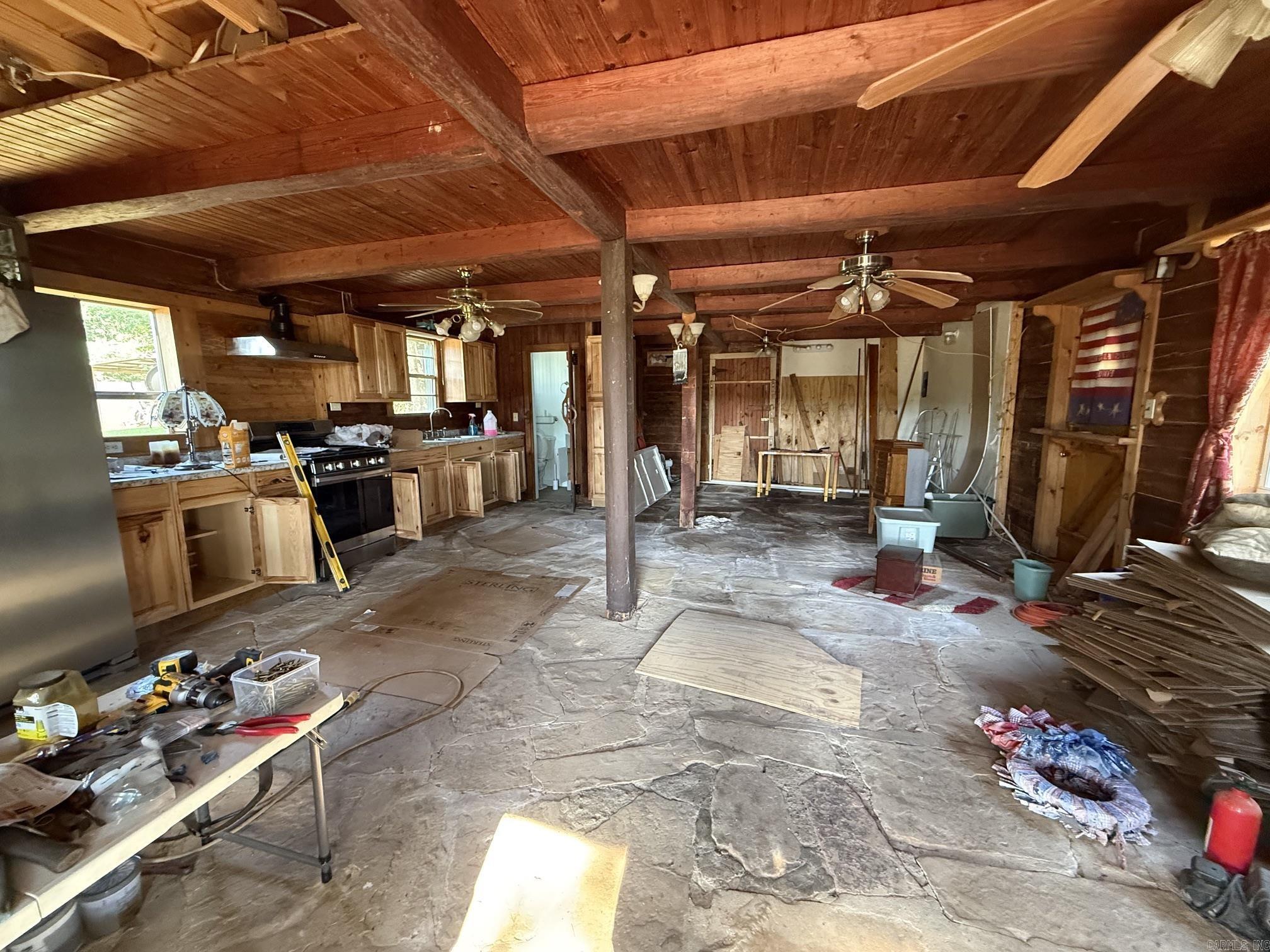 6718 Highway 65 S  Clinton, AR