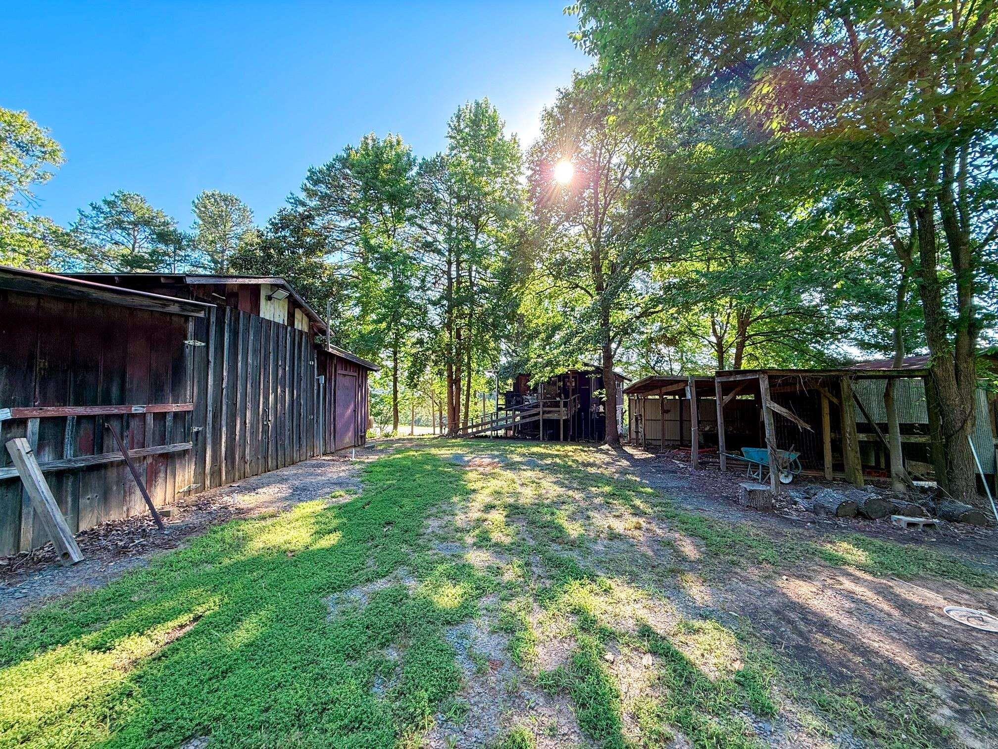 6718 Highway 65 S  Clinton, AR