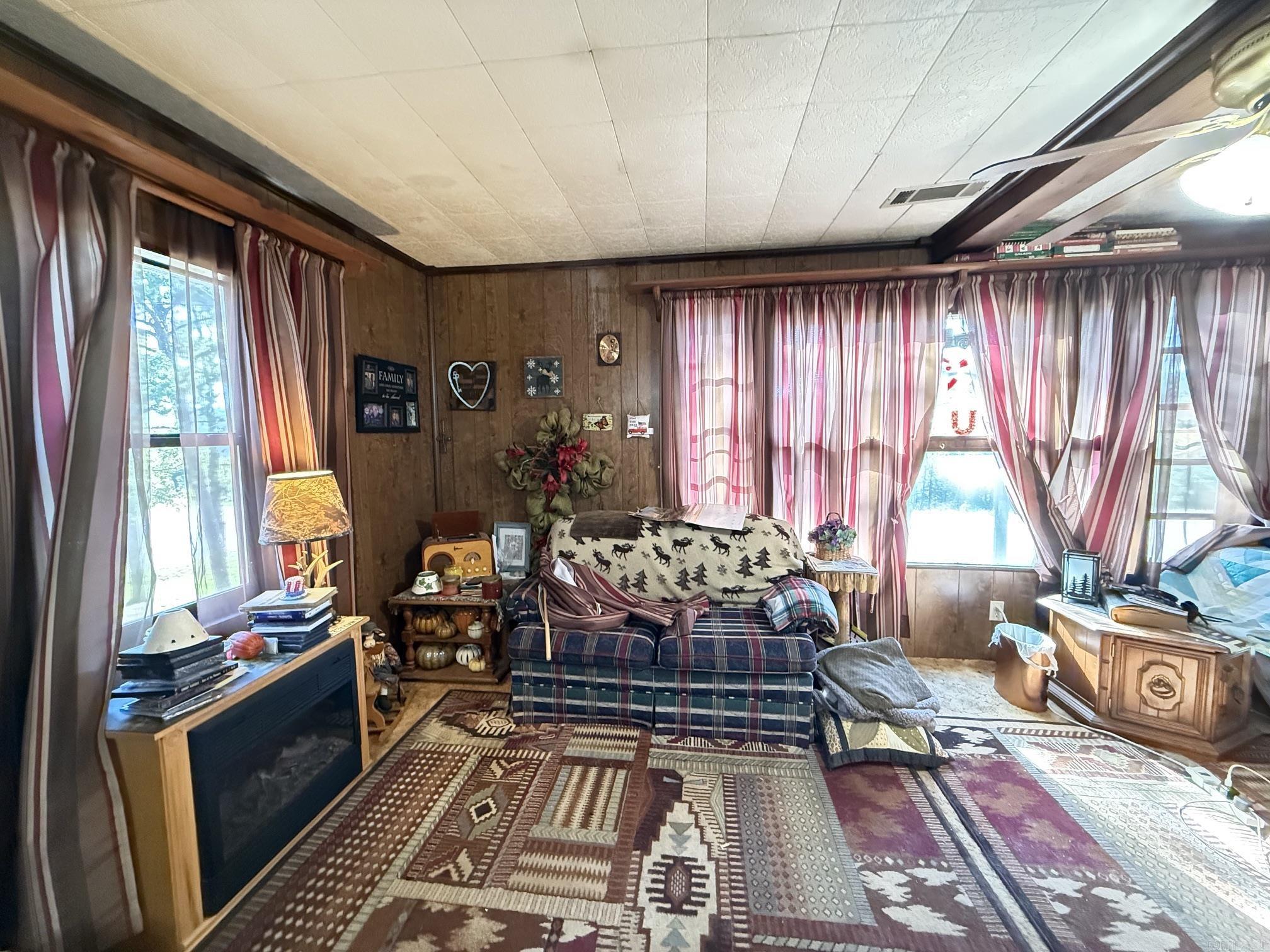 6718 Highway 65 S  Clinton, AR
