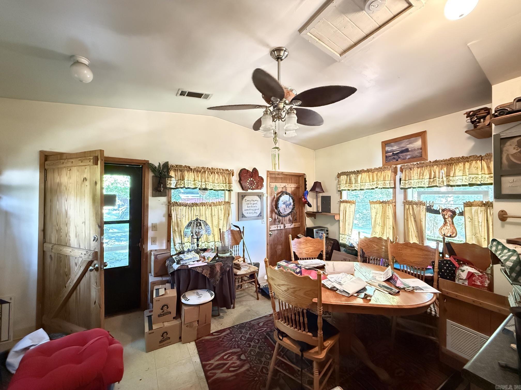 6718 Highway 65 S  Clinton, AR
