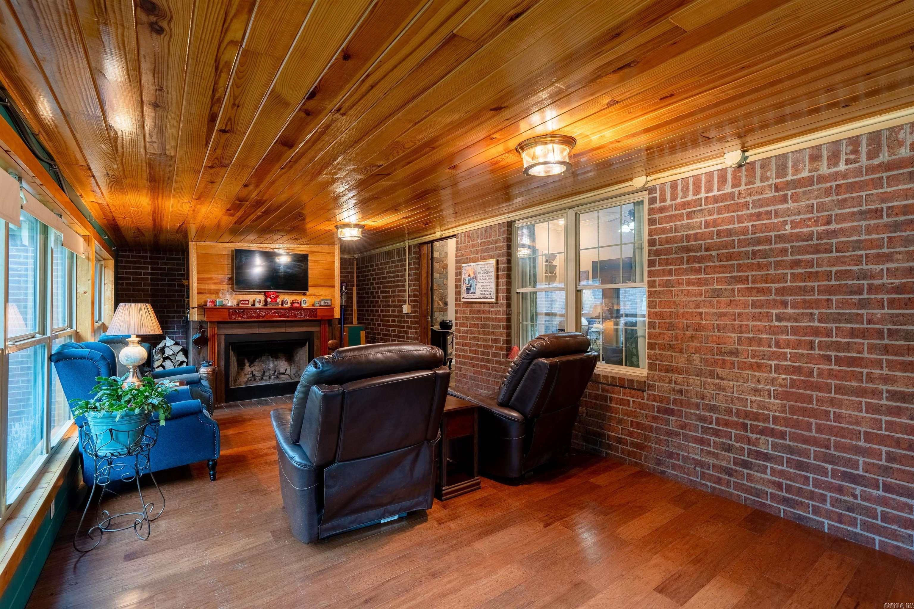 187 E Enders  Quitman, AR
