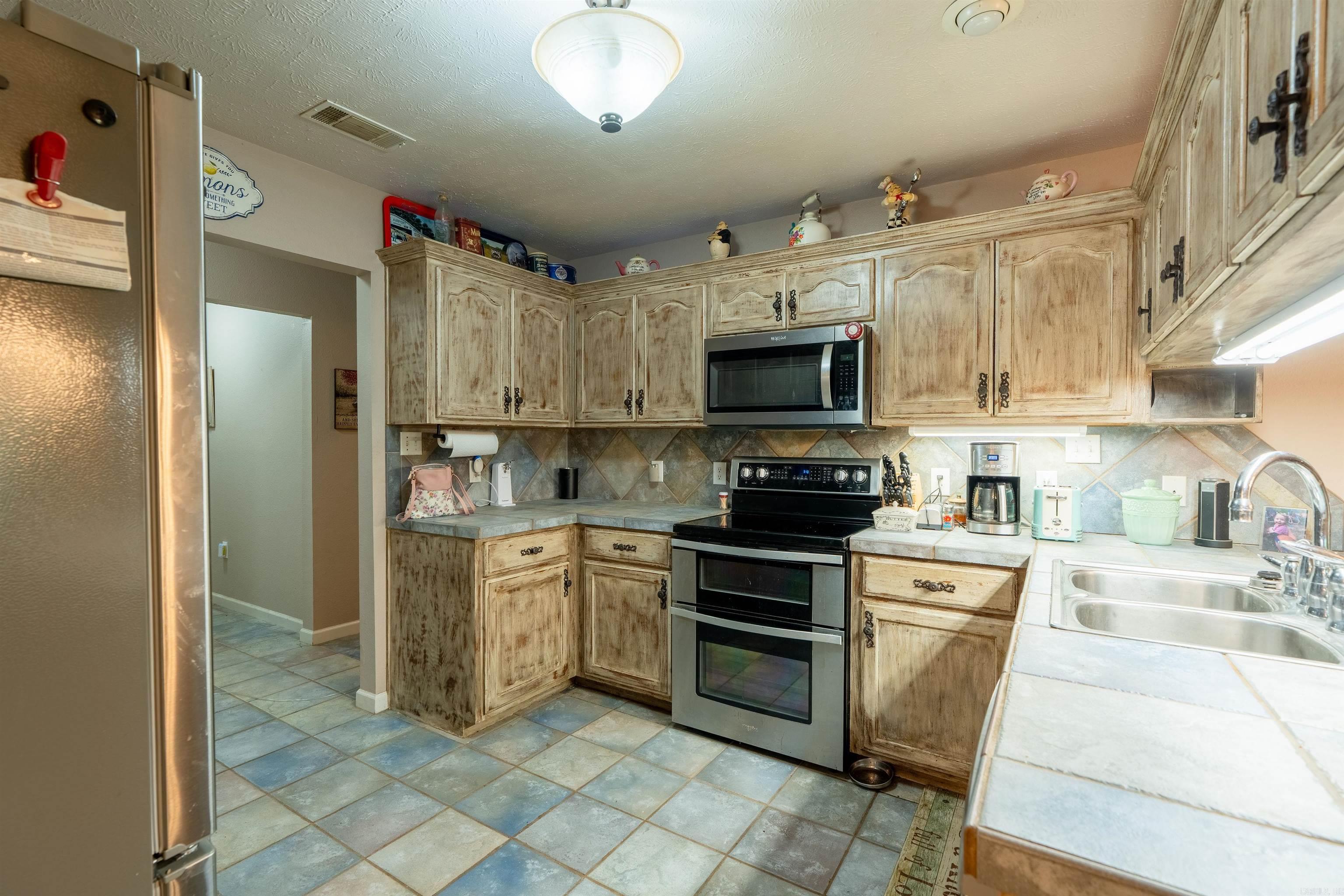 187 E Enders  Quitman, AR