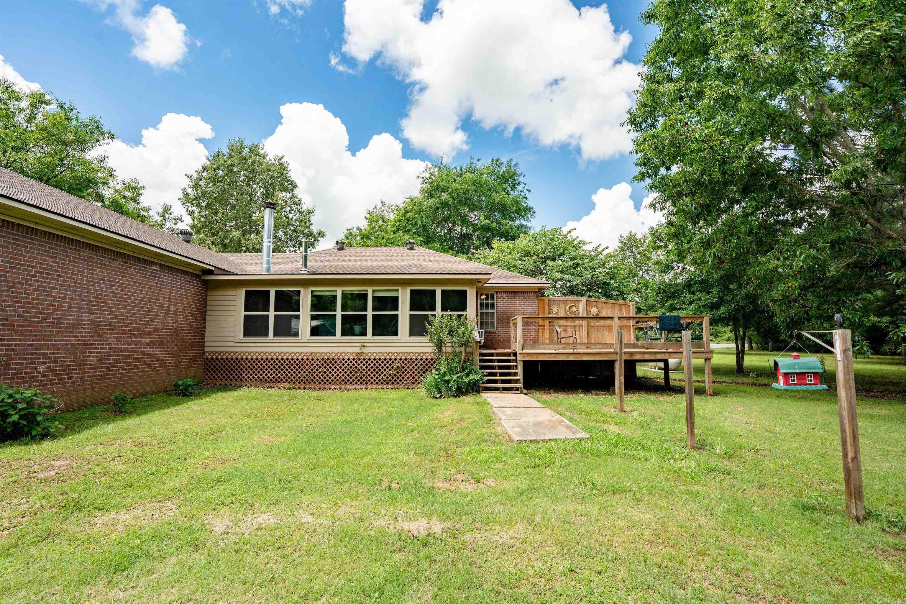 187 E Enders  Quitman, AR
