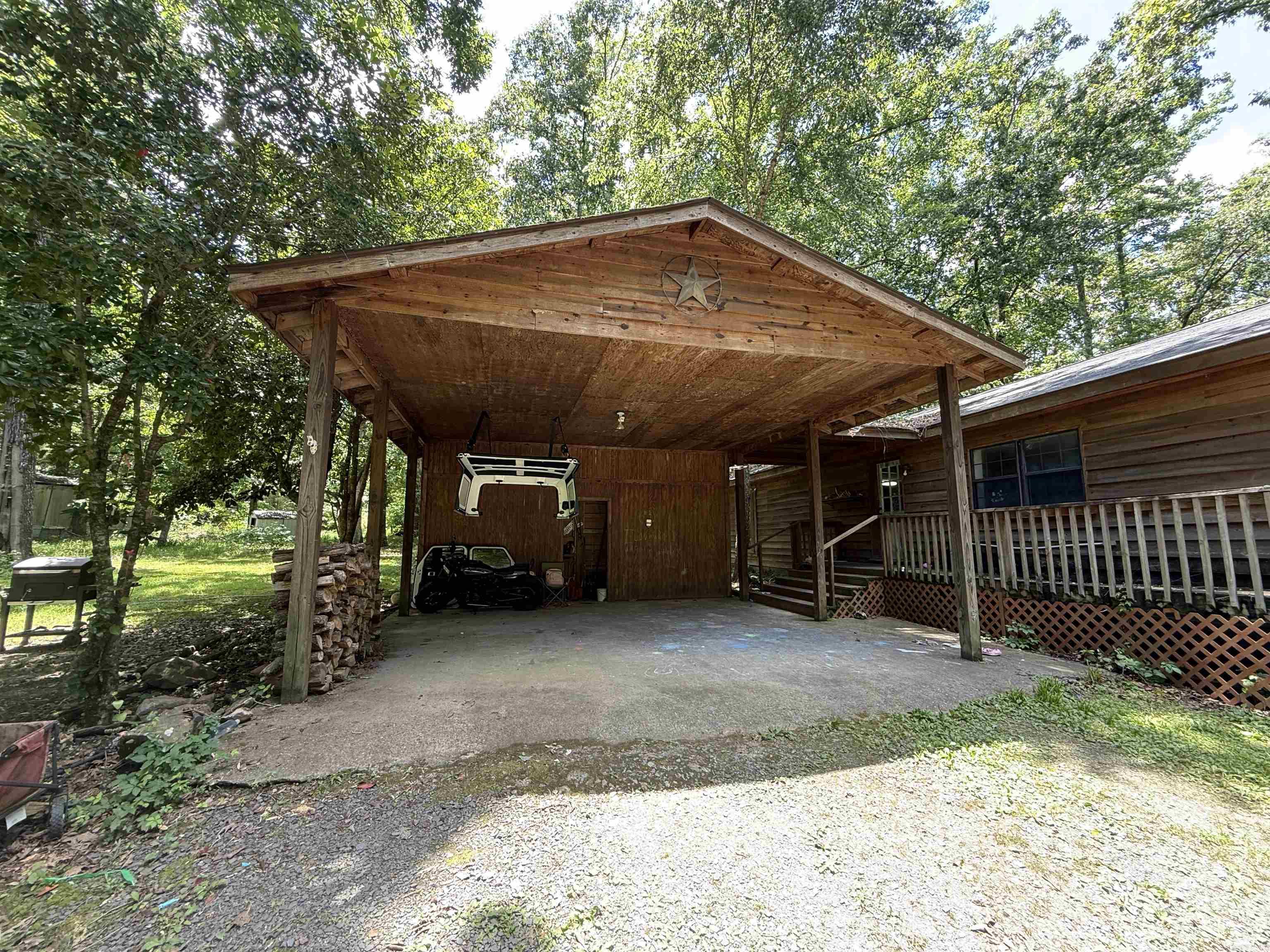 25100 Blue Gill Dr  Roland, AR