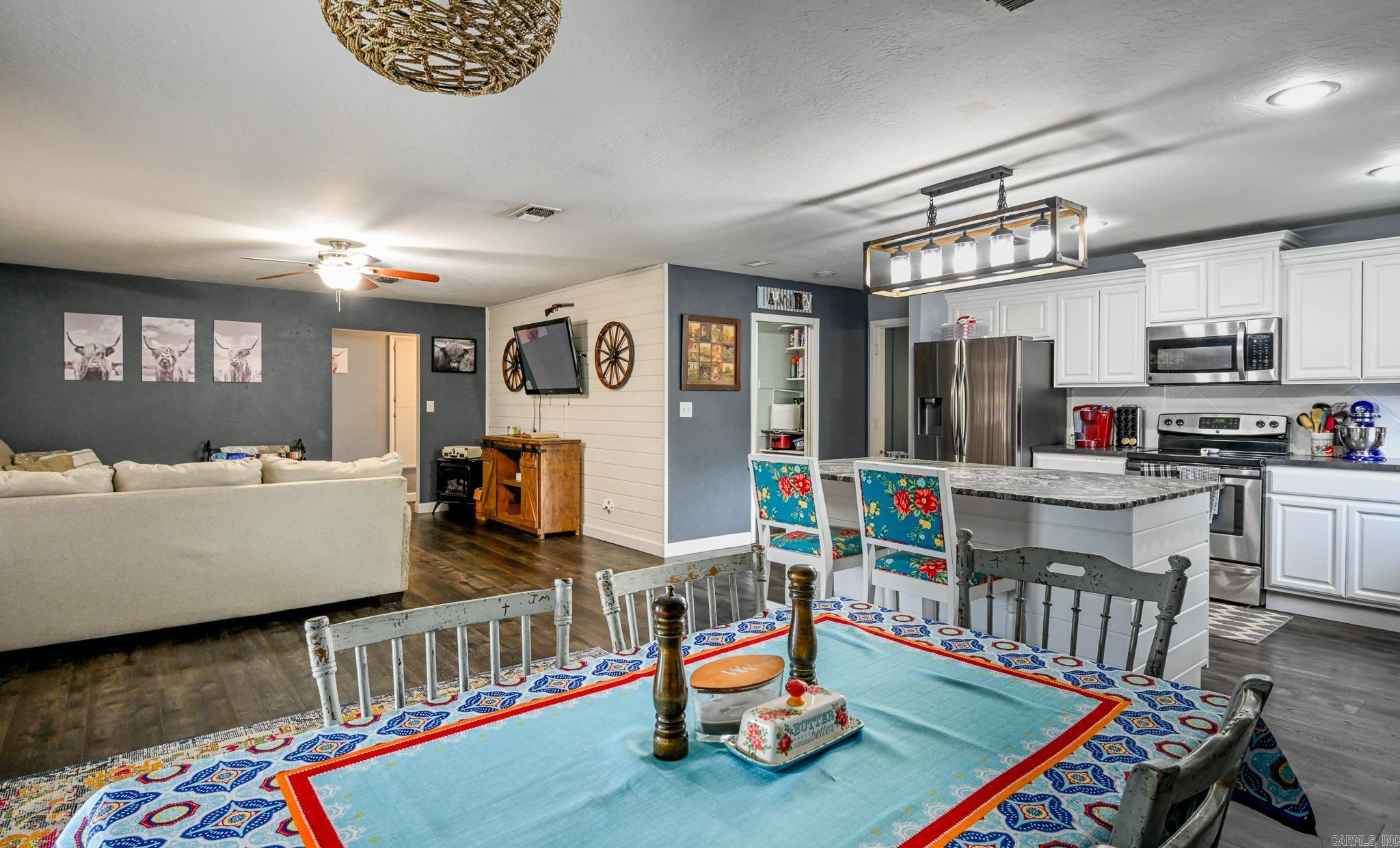 1007 Lakeside  Mena, AR