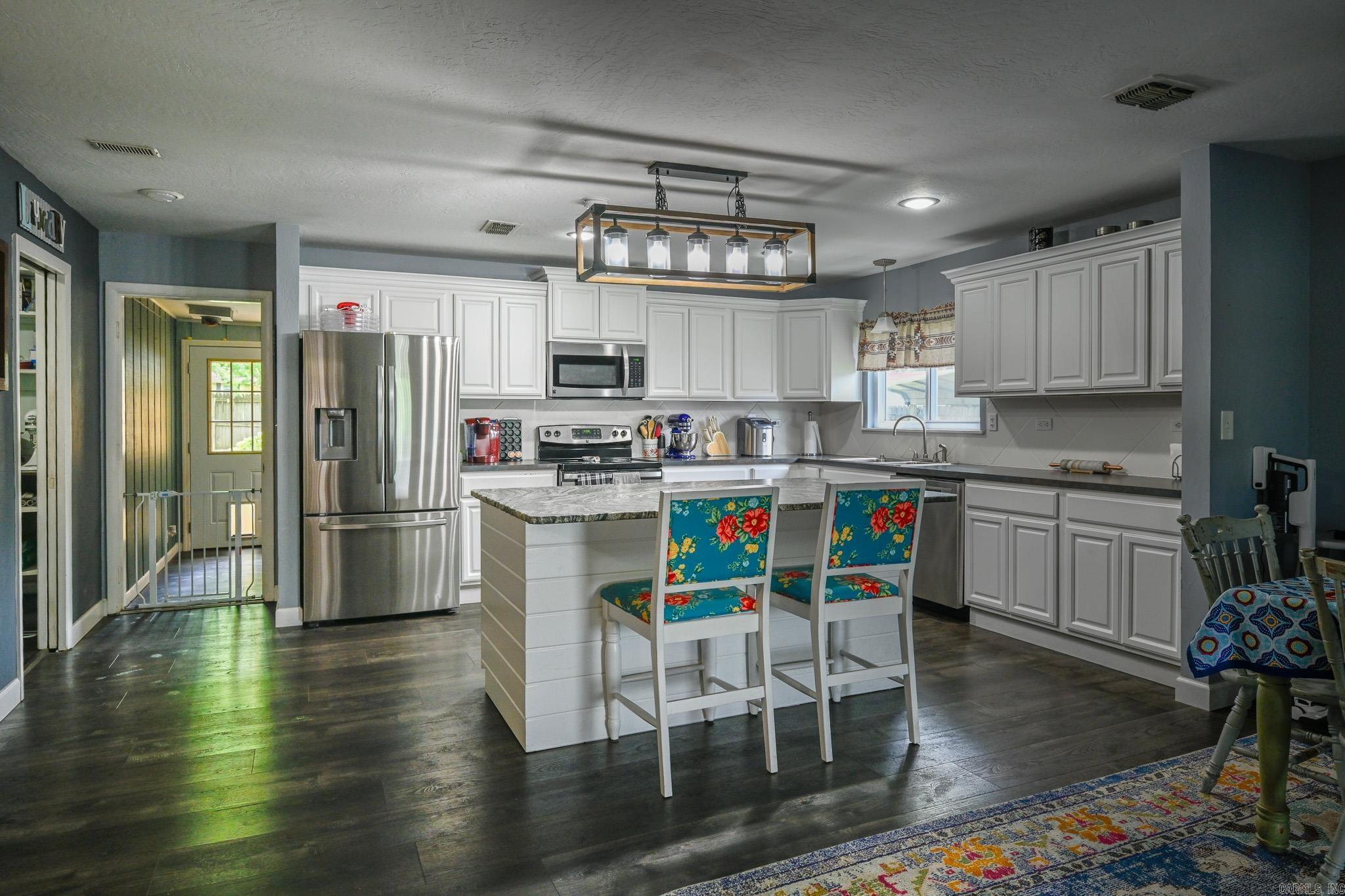1007 Lakeside  Mena, AR