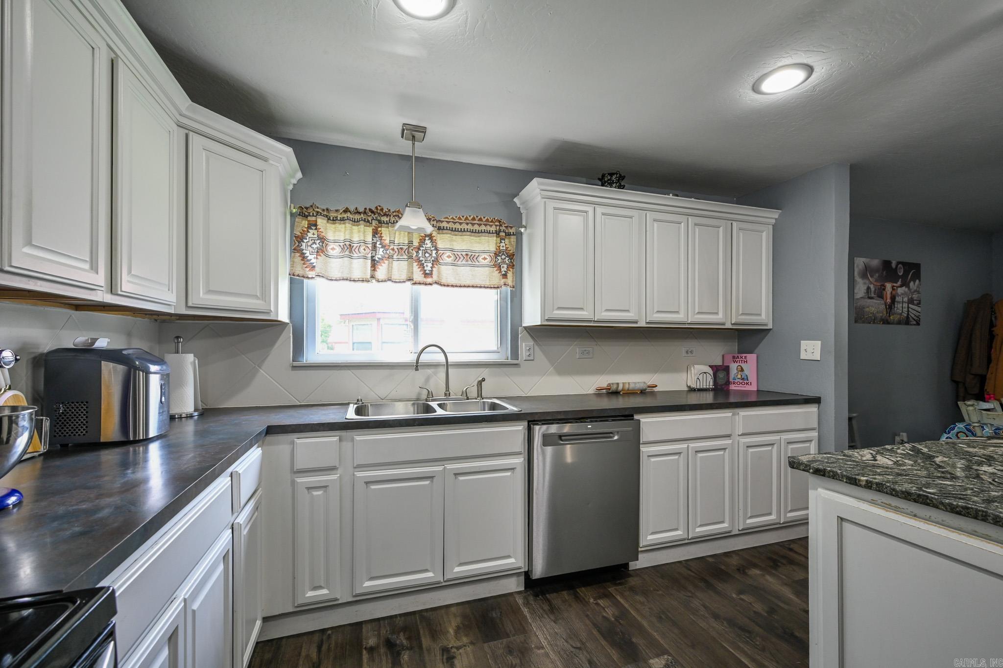 1007 Lakeside  Mena, AR