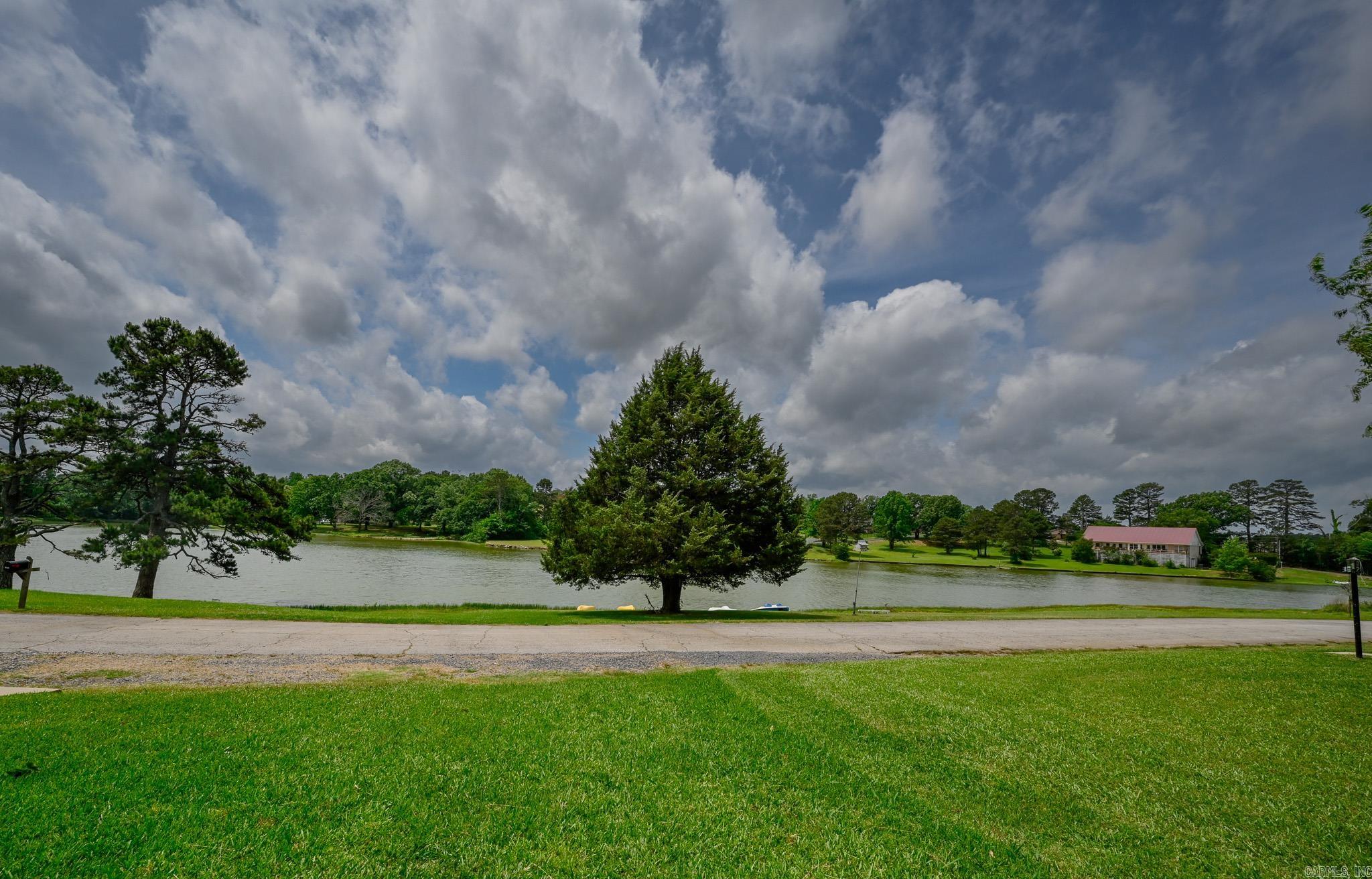 1007 Lakeside  Mena, AR