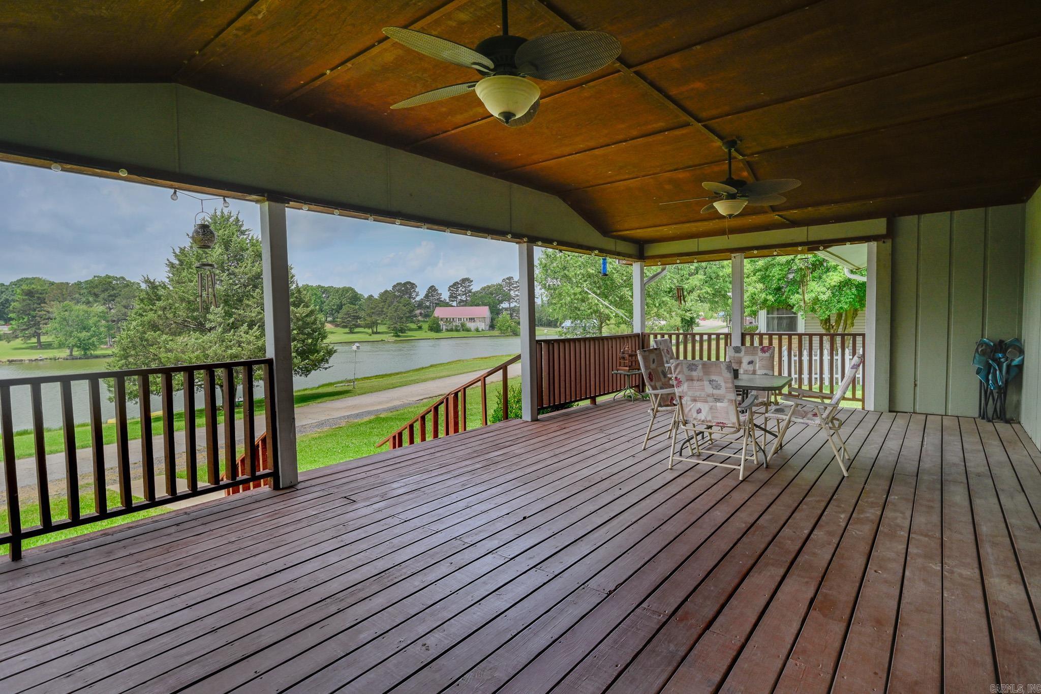1007 Lakeside  Mena, AR