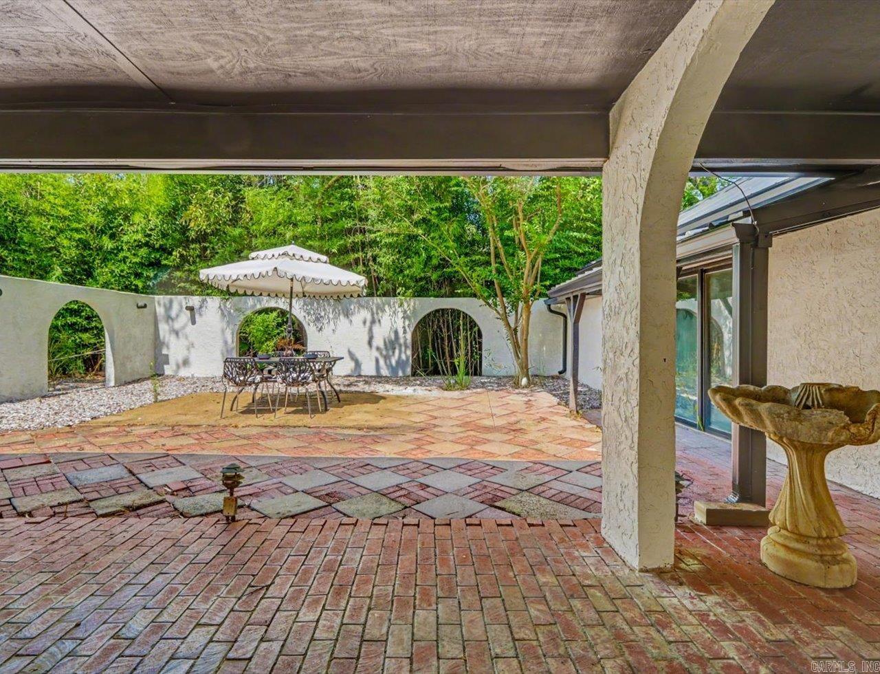 101 Cedarwood  Hot Springs, AR