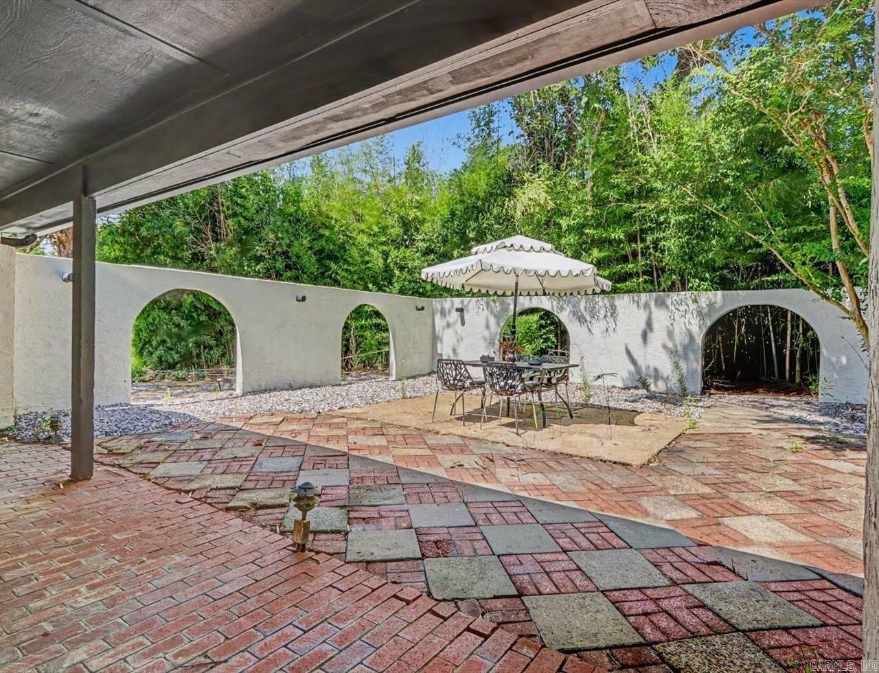 101 Cedarwood  Hot Springs, AR