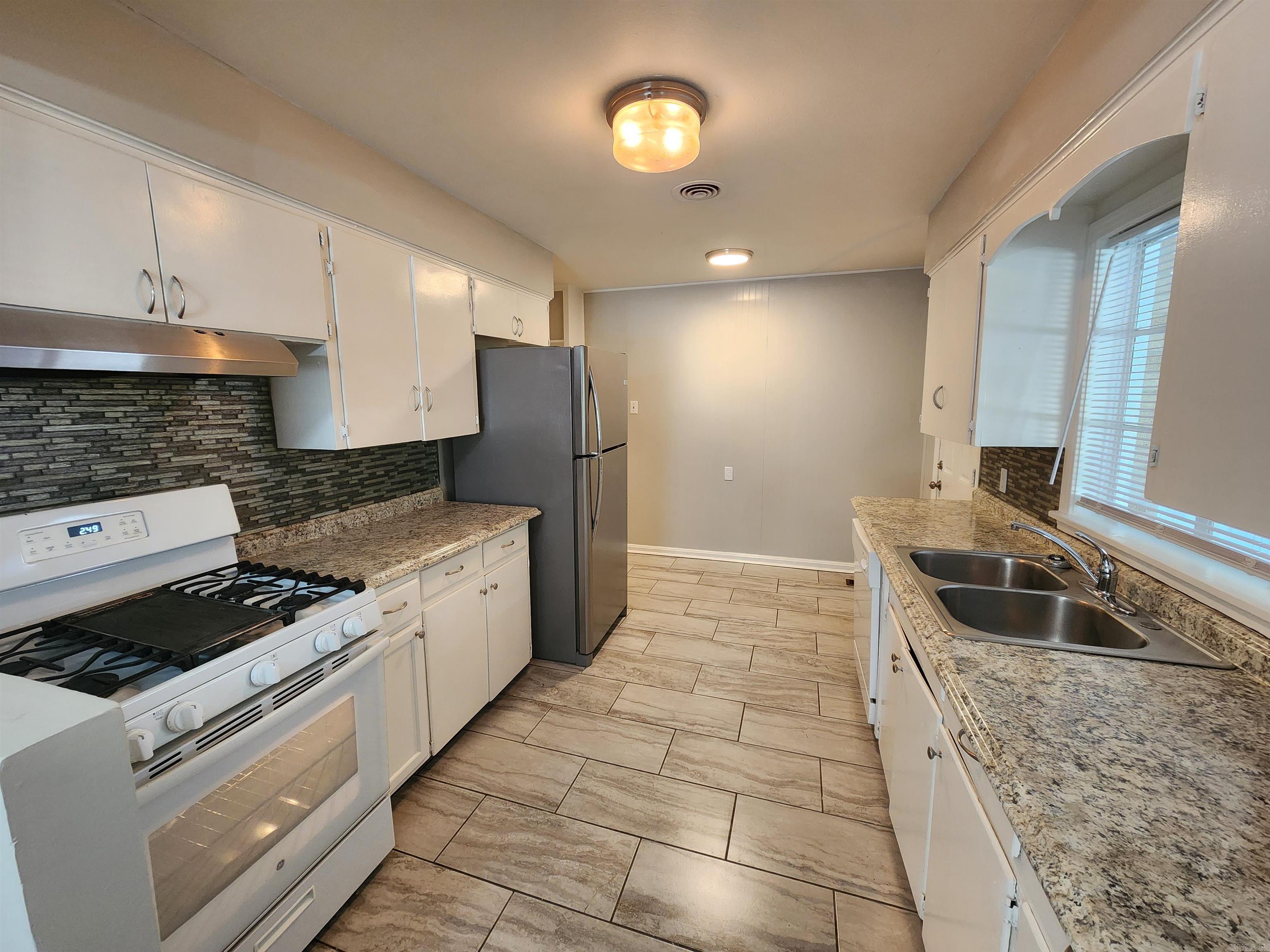 4823 Rogers  North Little Rock, AR