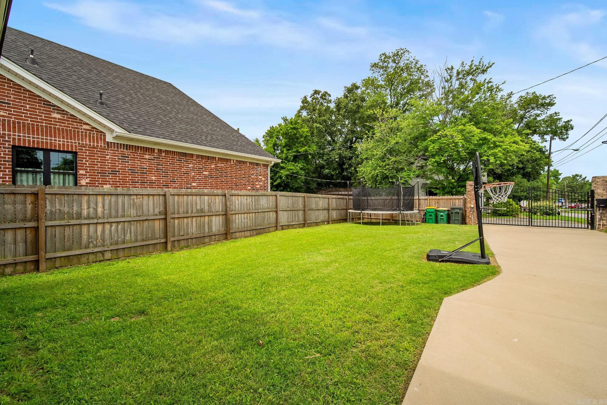 1722 N Polk  Little Rock, AR