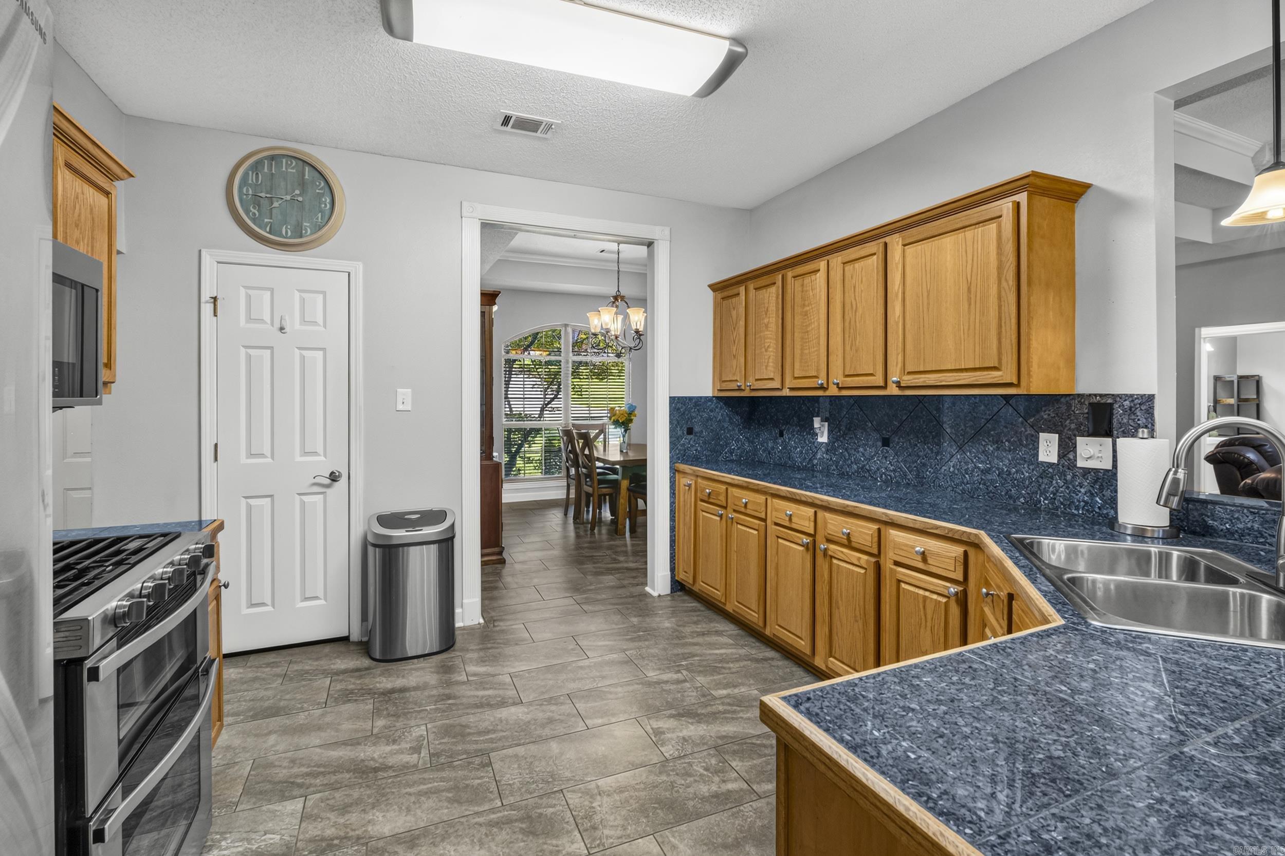 7365 W Ridge  Sherwood, AR